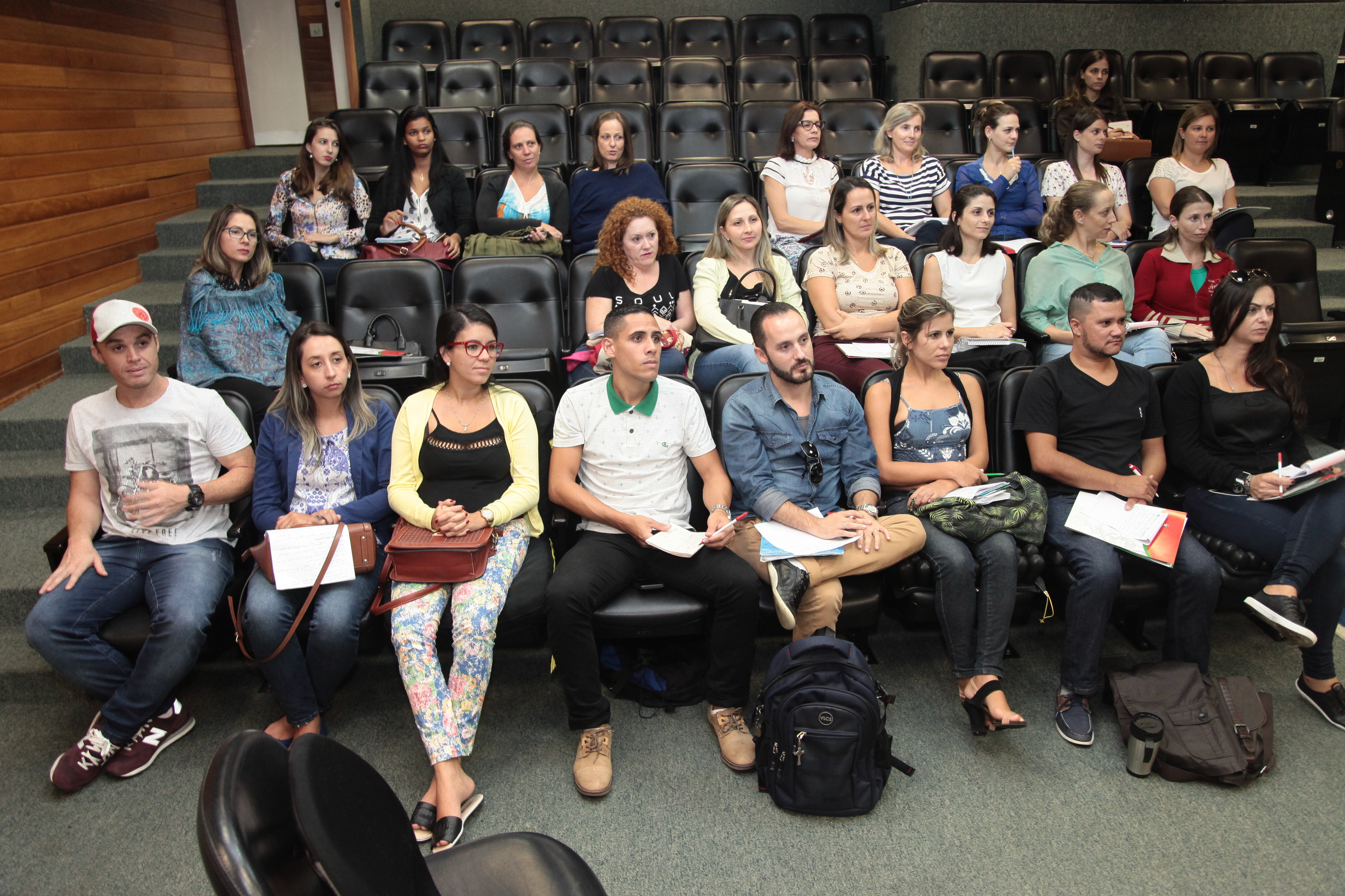 Seminário Adequação Postural para Pessoas com Deficiência.