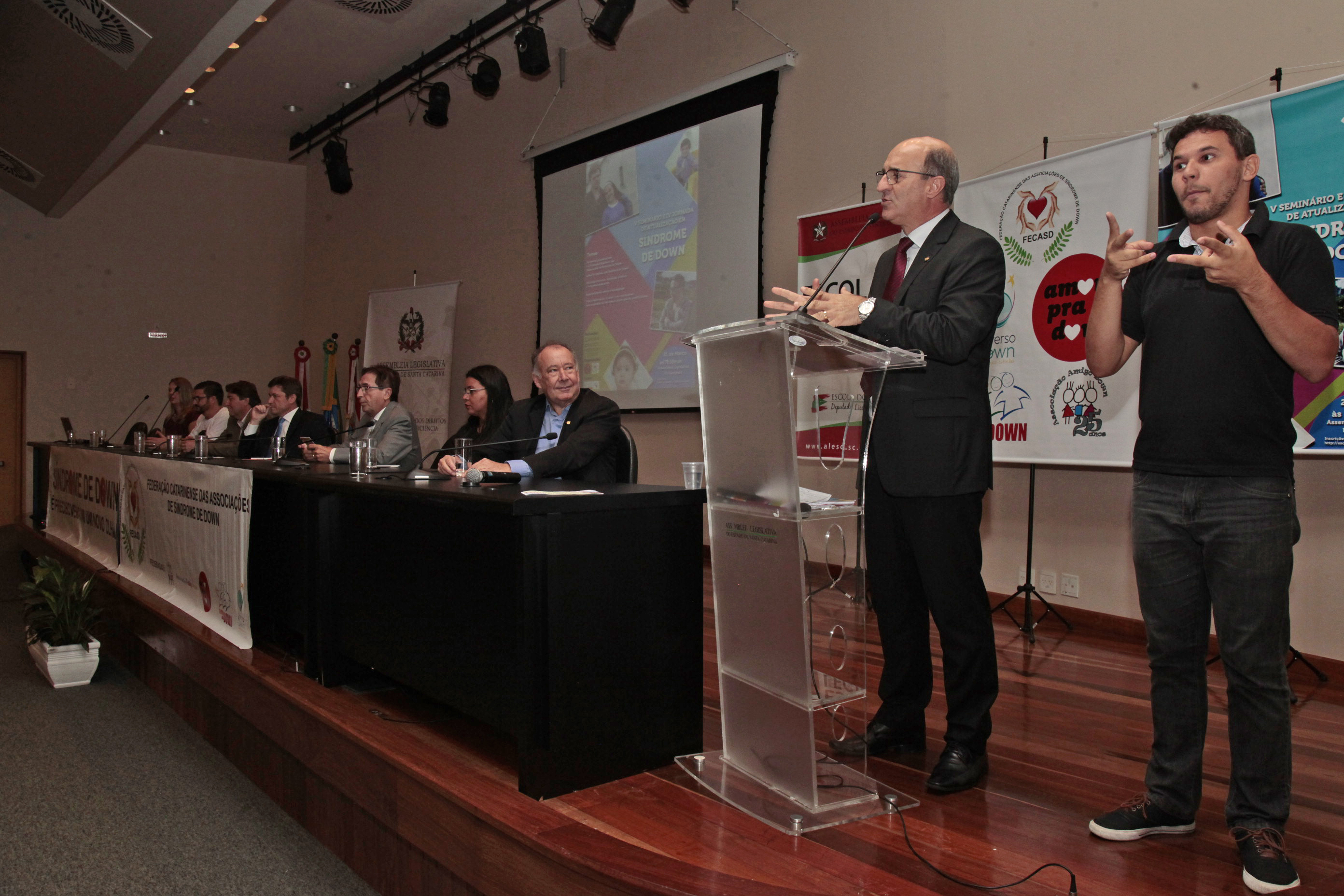 Quinto Seminário e Quarta Jornada Catarinense Sobre Síndrome de Down.