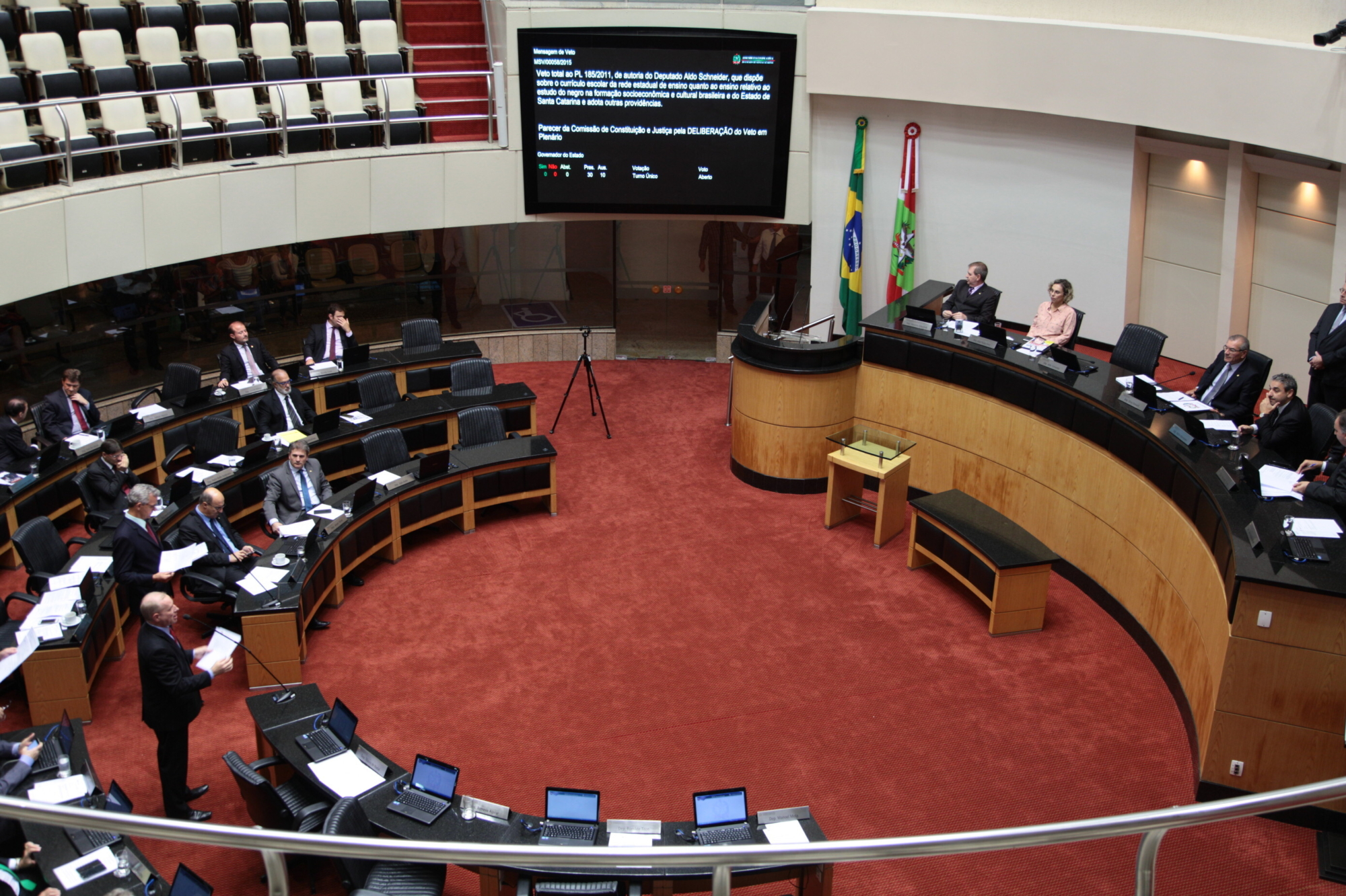 Pronunciamentos dos deputados na sessão desta quarta (22)