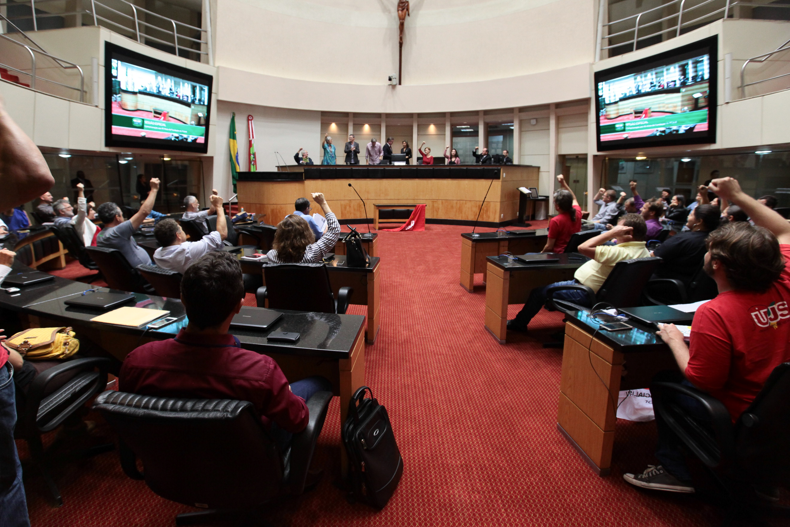 Sessão Especial em comemoração aos 95 anos de Fundação do Partido Comunista do Brasil (PCdoB)