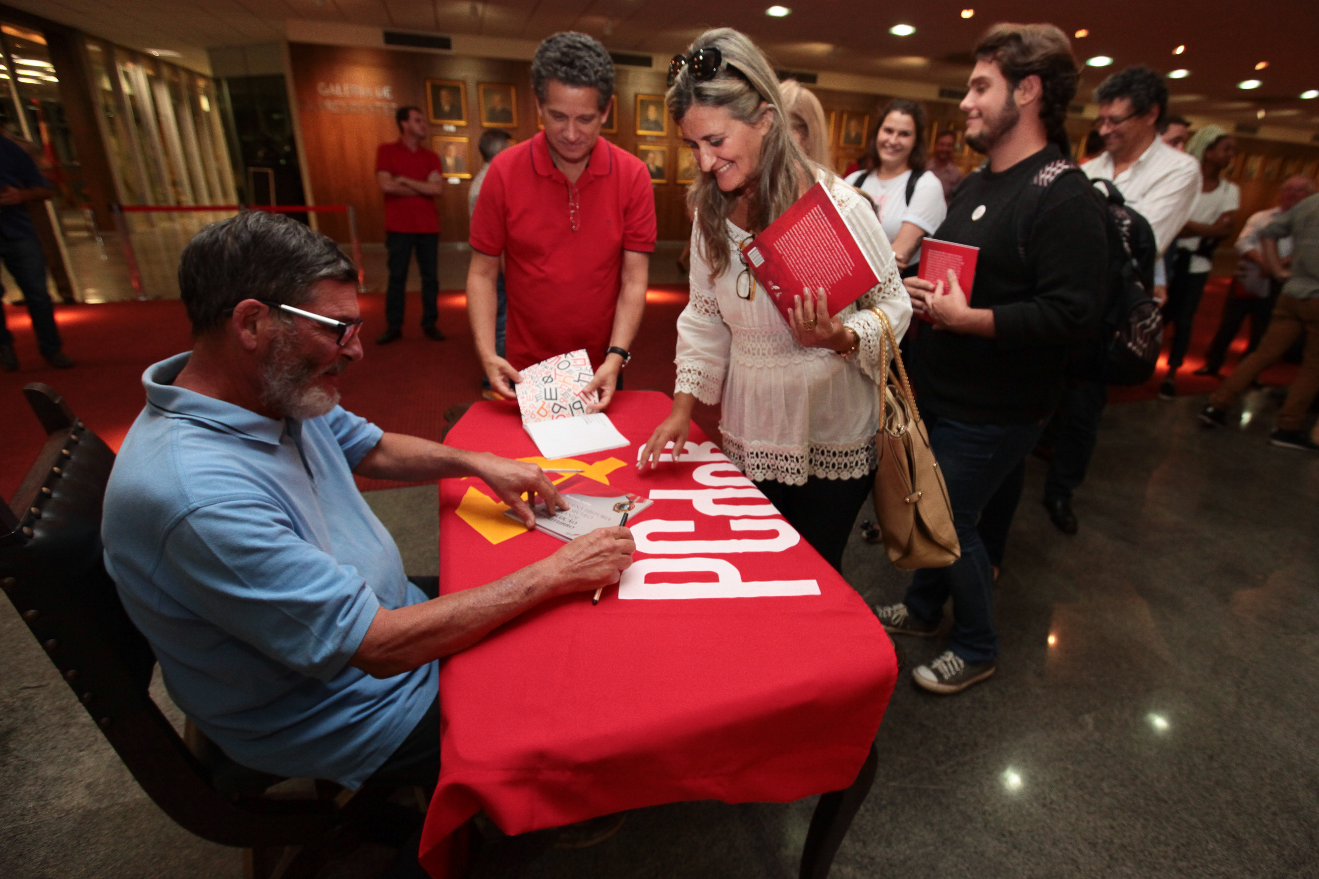 LanLançamento Literário 