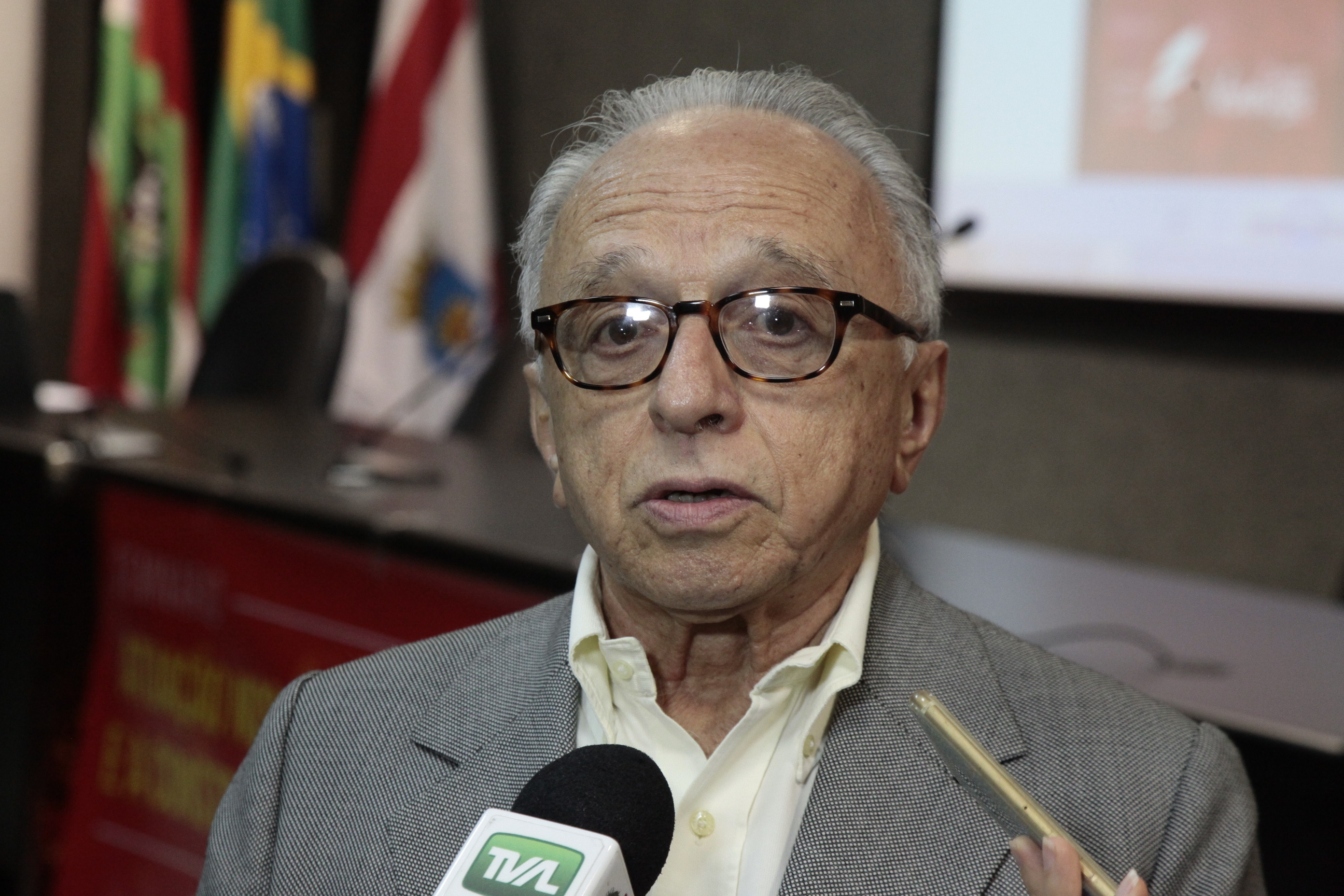 Ronald Freitas.