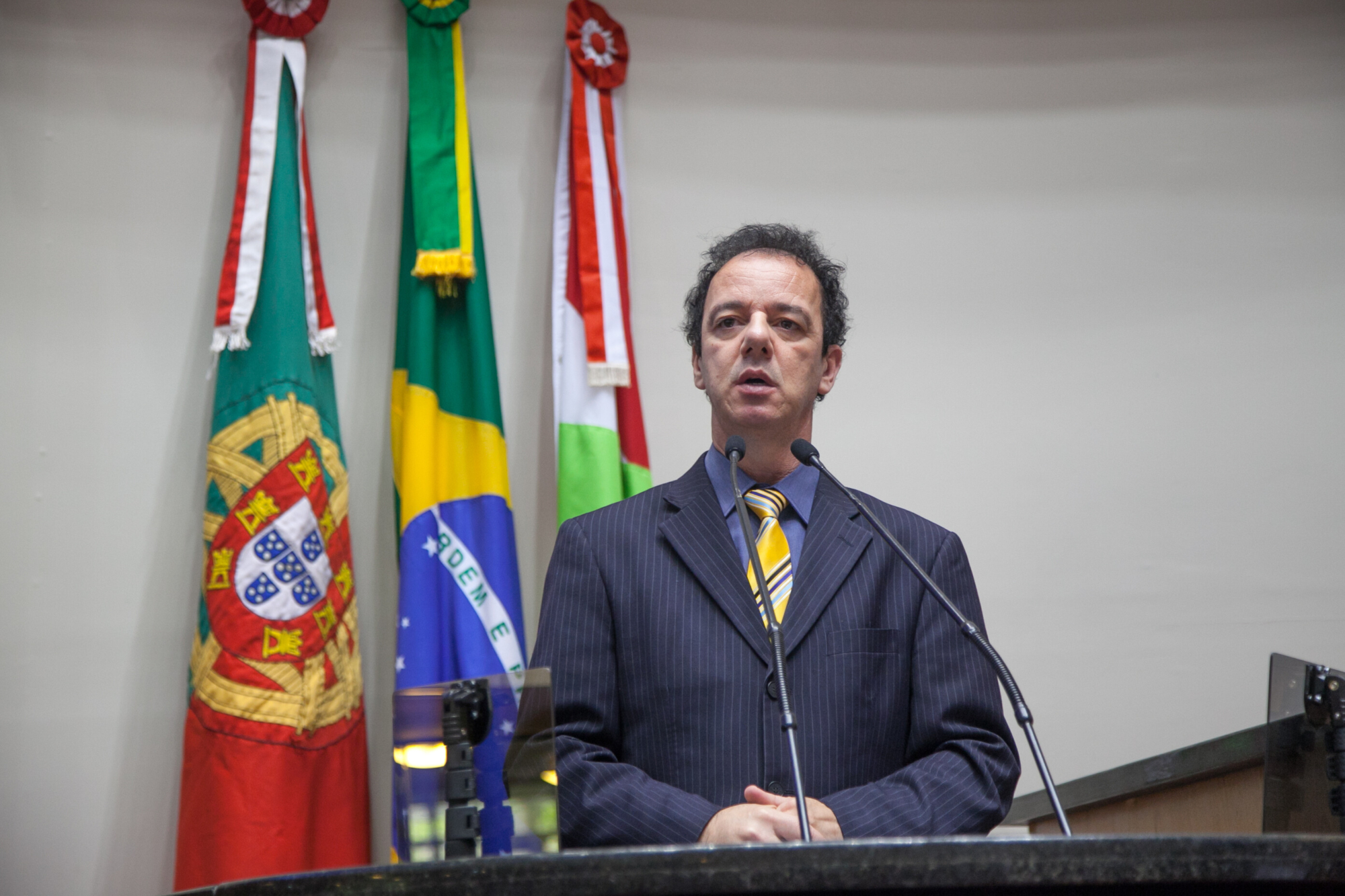 Deputado Ismael dos Santos fala na conferência