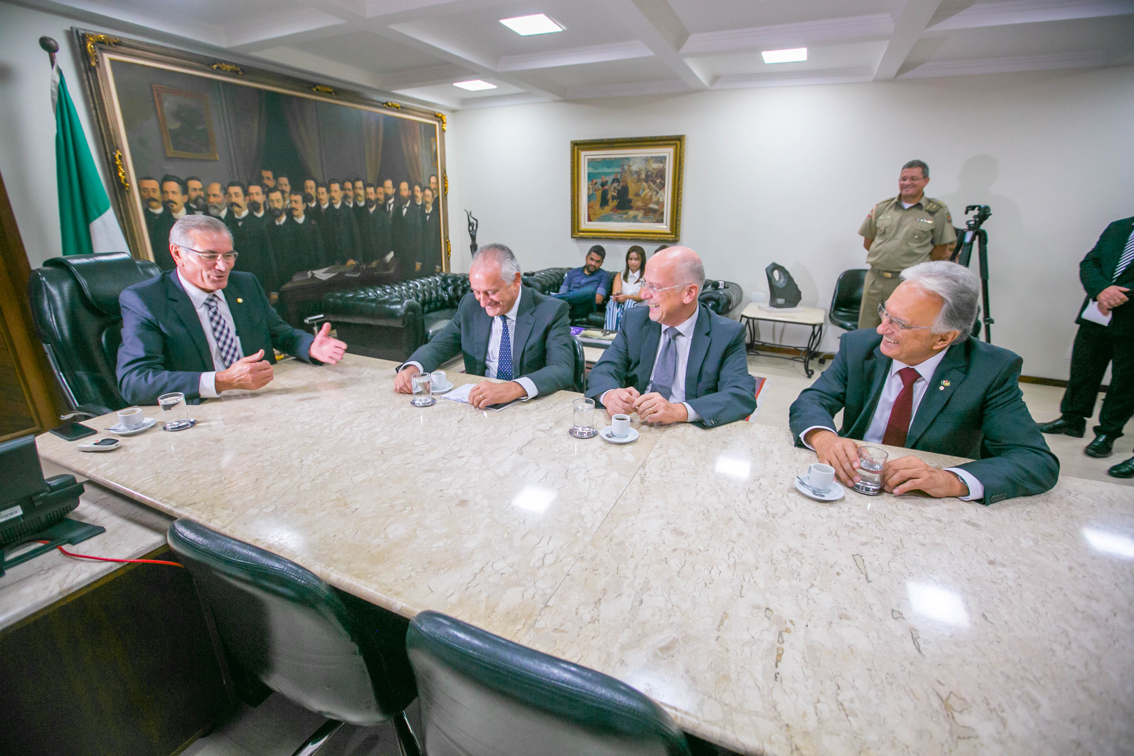 Visita do Embaixador da Itália na Presidência da ALESC