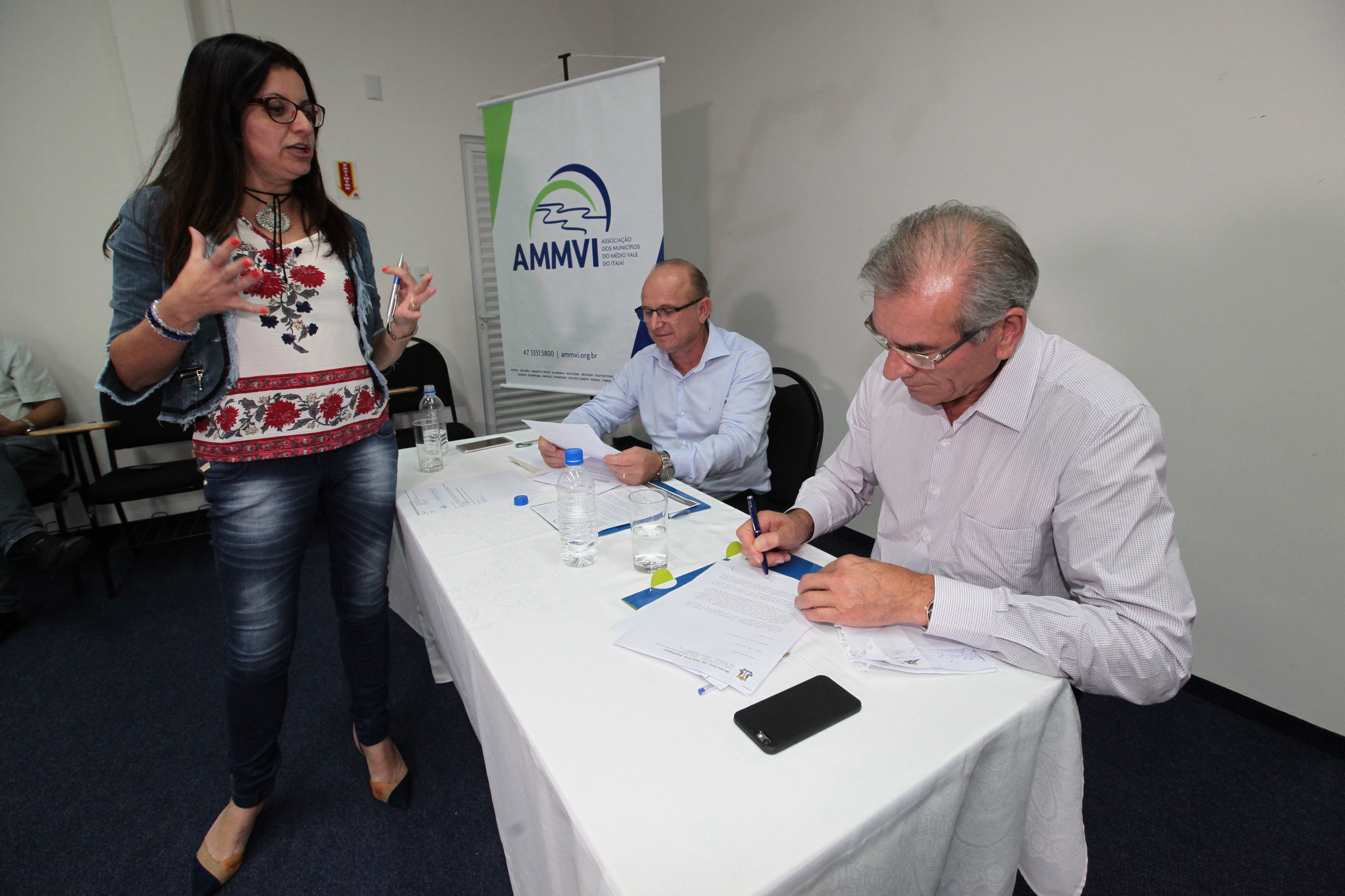 AMMVI - Associação dos Municípios do Médio Vale do Itajaí