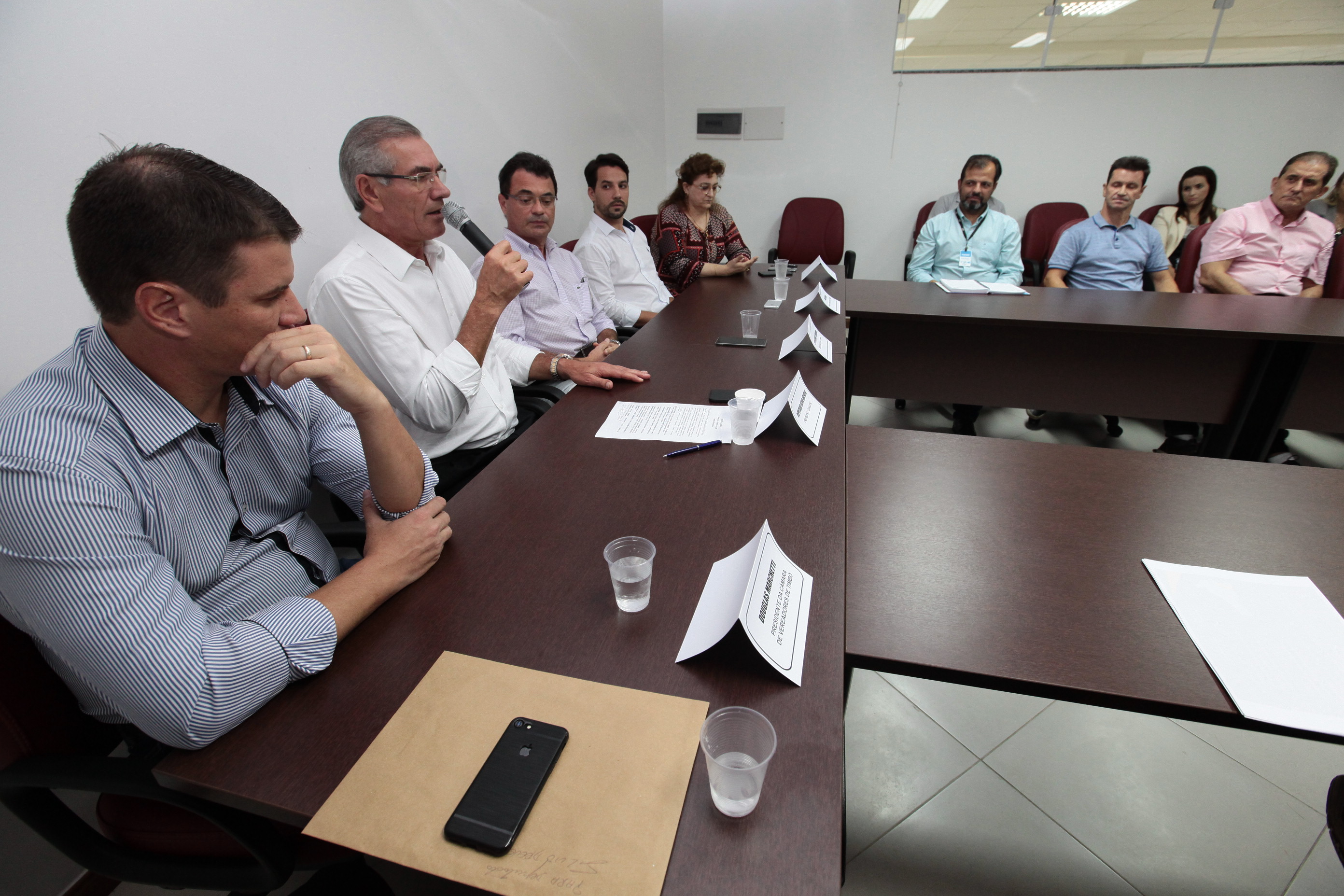 Associação Empresarial do Médio Vale do Itajaí CET - Centro Empresarial de Timbó.