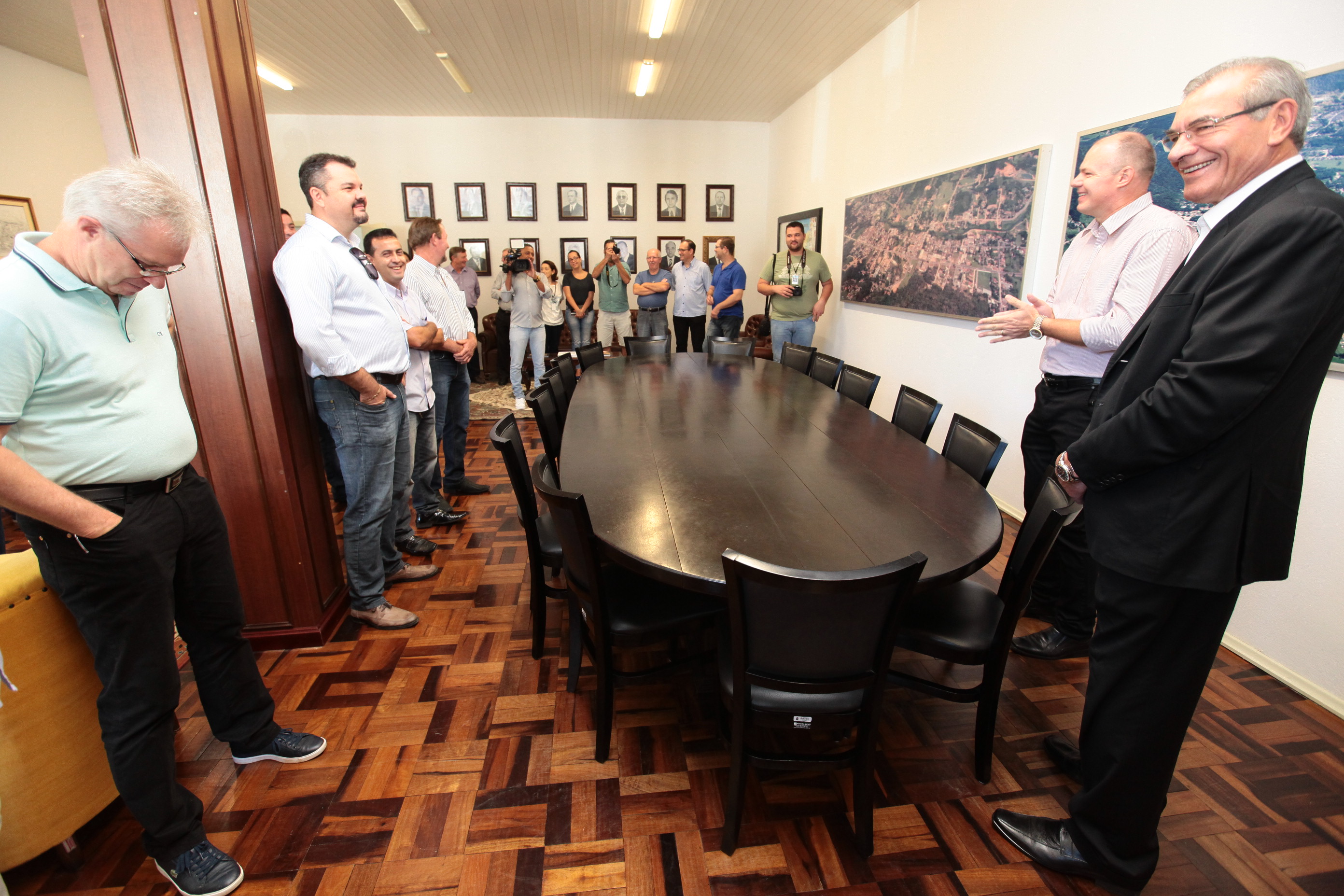 Encontro com o Prefeito de Pomerode e lideranças do município.
