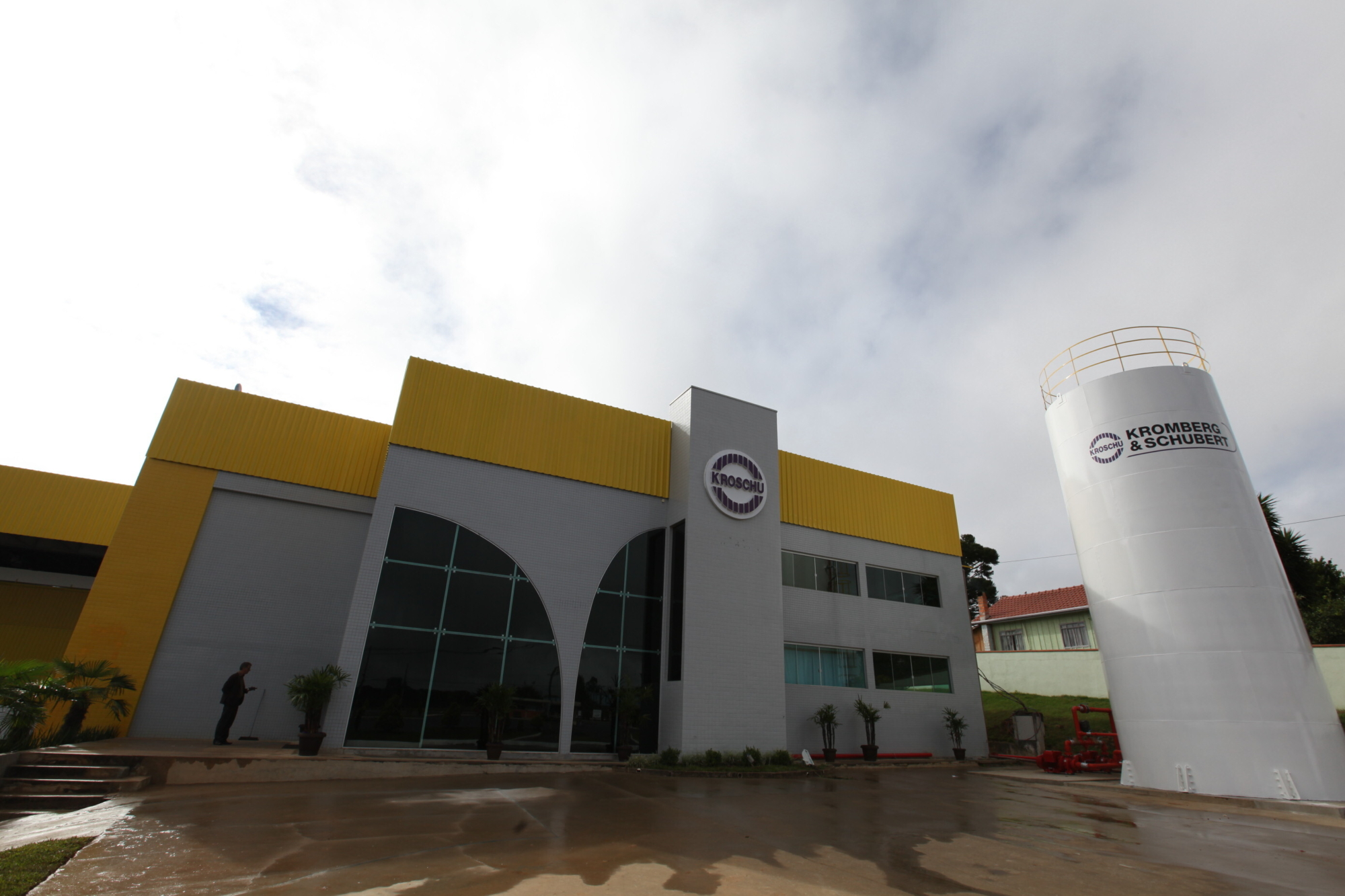 Nova unidade pode gerar até 1,2 mil empregos diretos