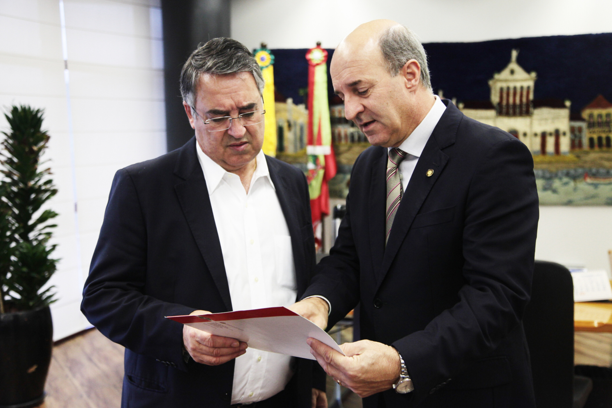 Reunião com governador resulta em ações rápidas da Secretaria de Educação