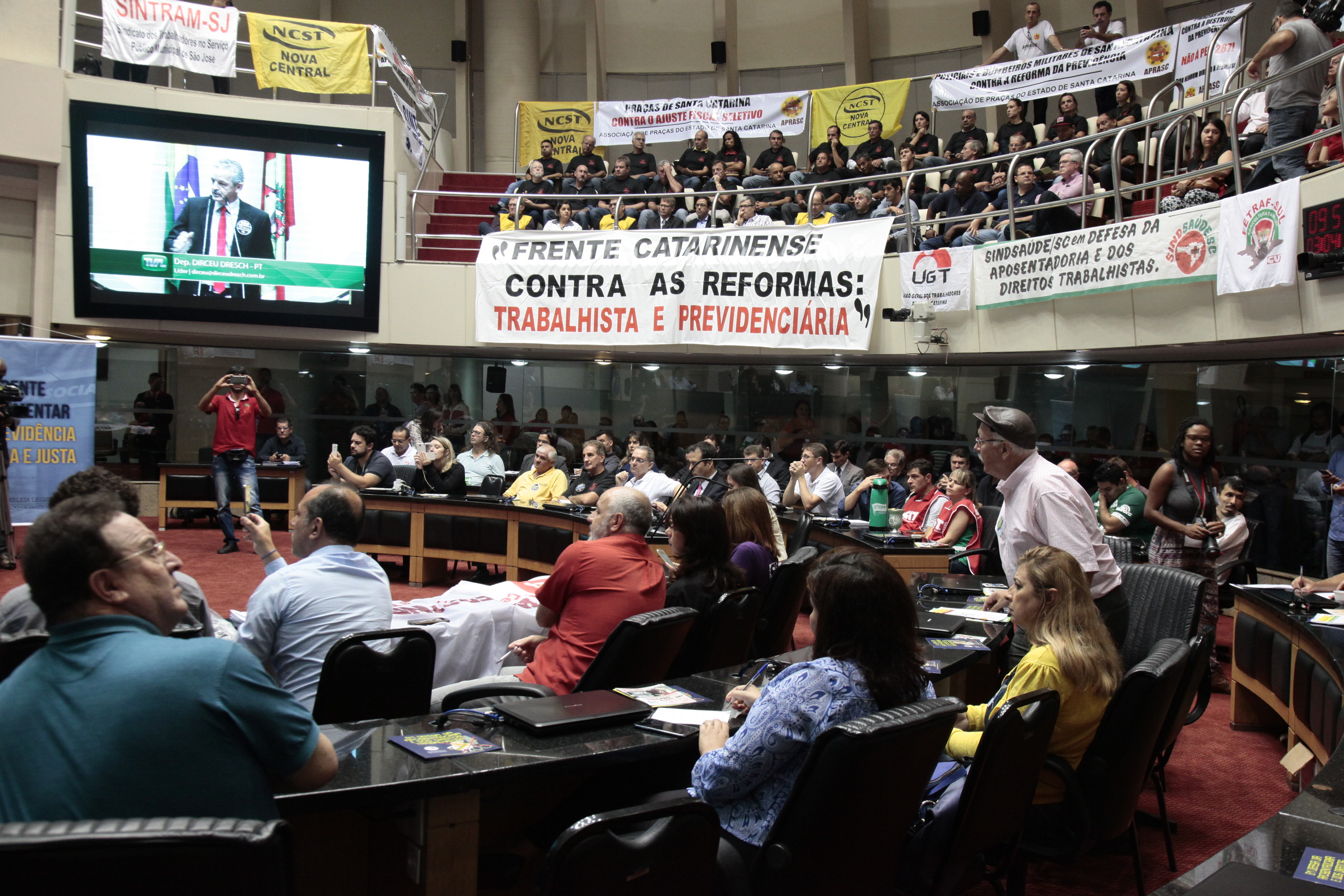 Comissão de Trabalho Promove Audiência Pública Sobre Reforma da Previdência.