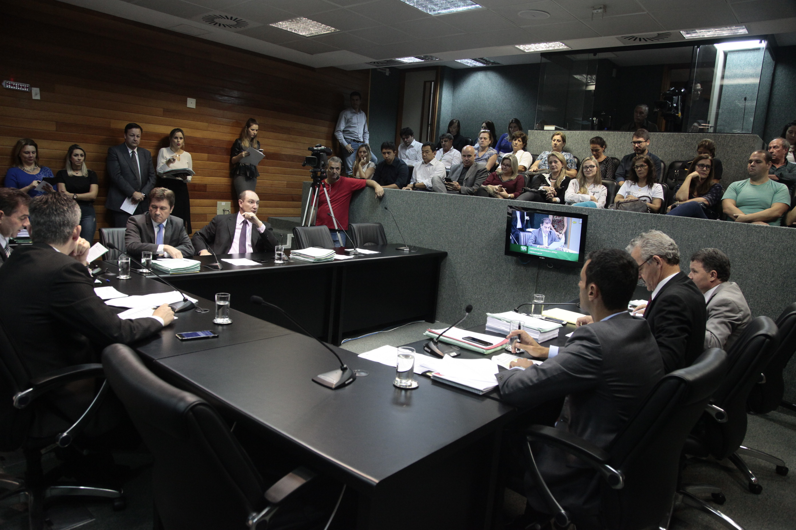 Comissão de Constituição e Justiça.