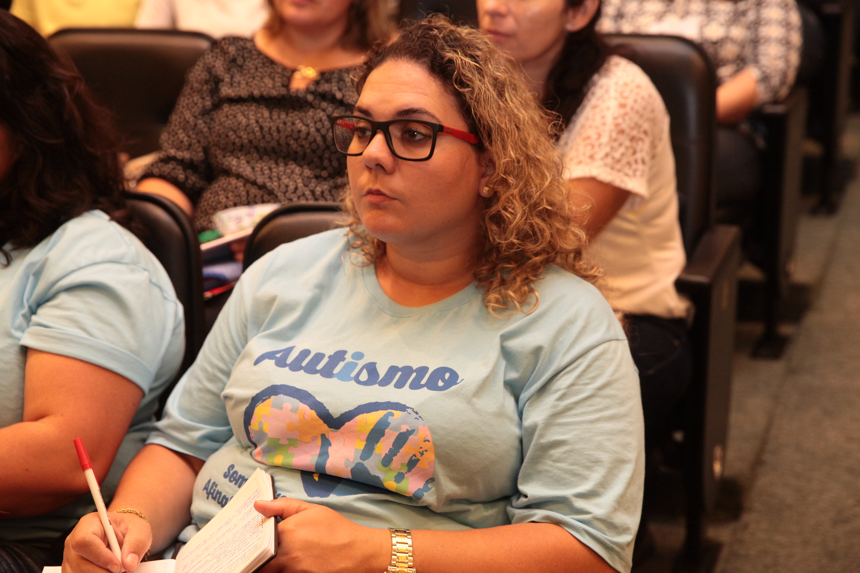 II Seminário Catarinense sobre Autismo.  Isabel Cristina Reinert, presidente da Associação de Pais e Amigos do Autista de Itajaí.