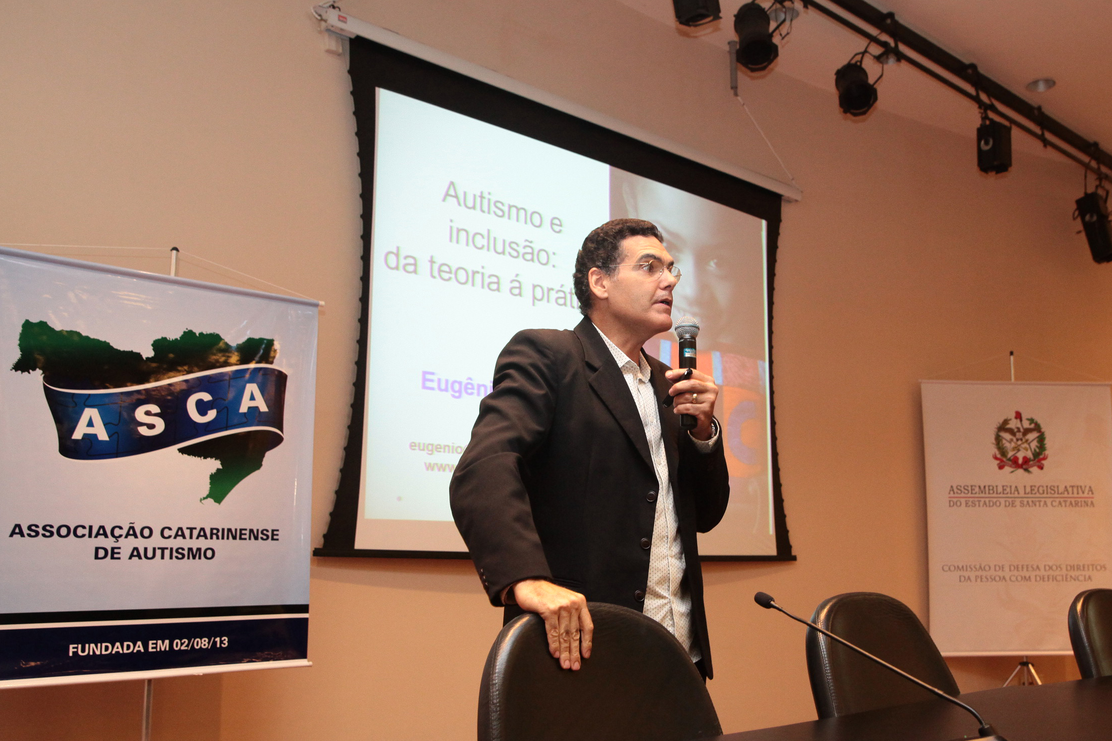 II Seminário Catarinense sobre Autismo. Palestra com Eugênio Cunha.