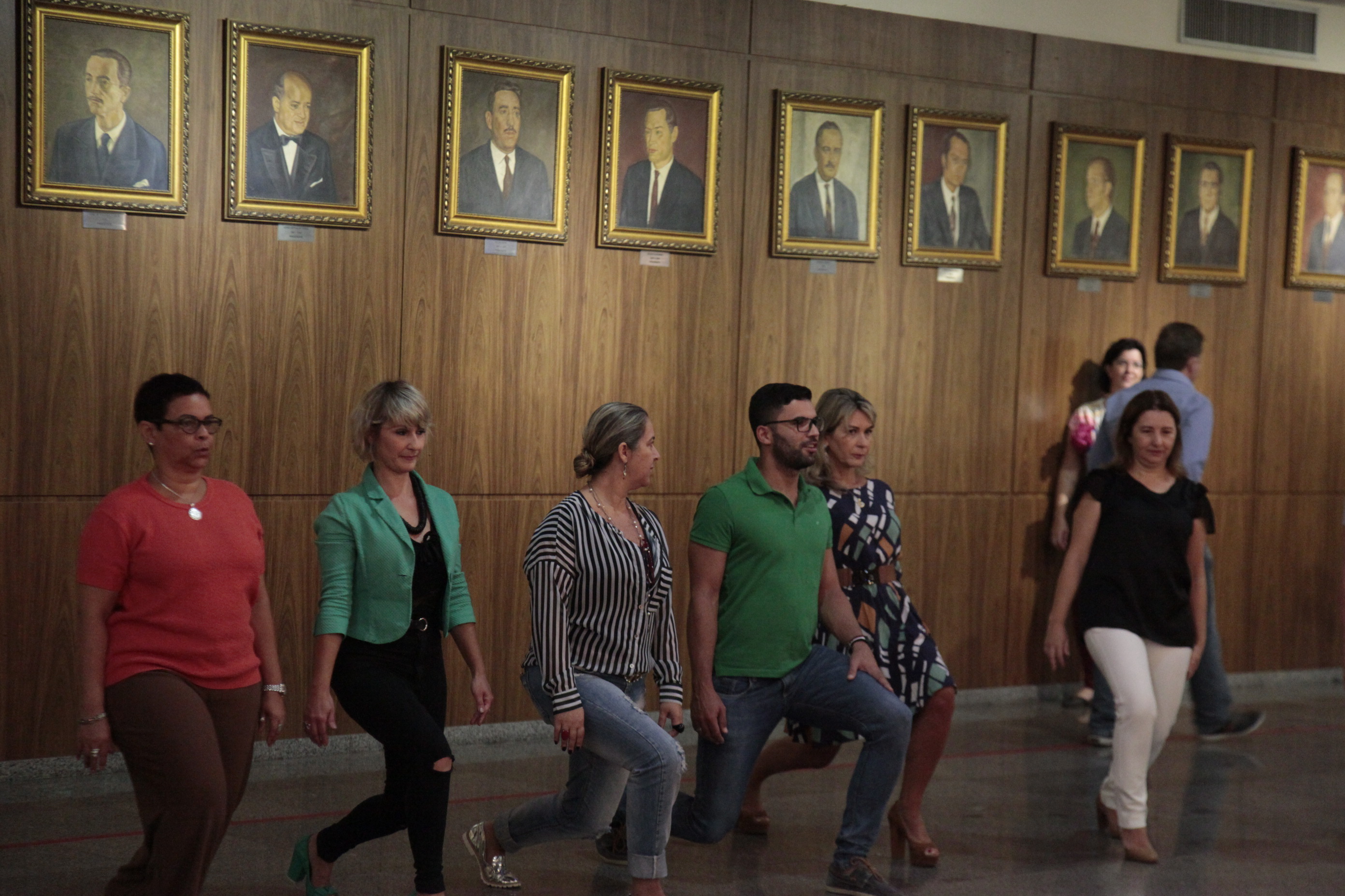 Ginástica Laboral.