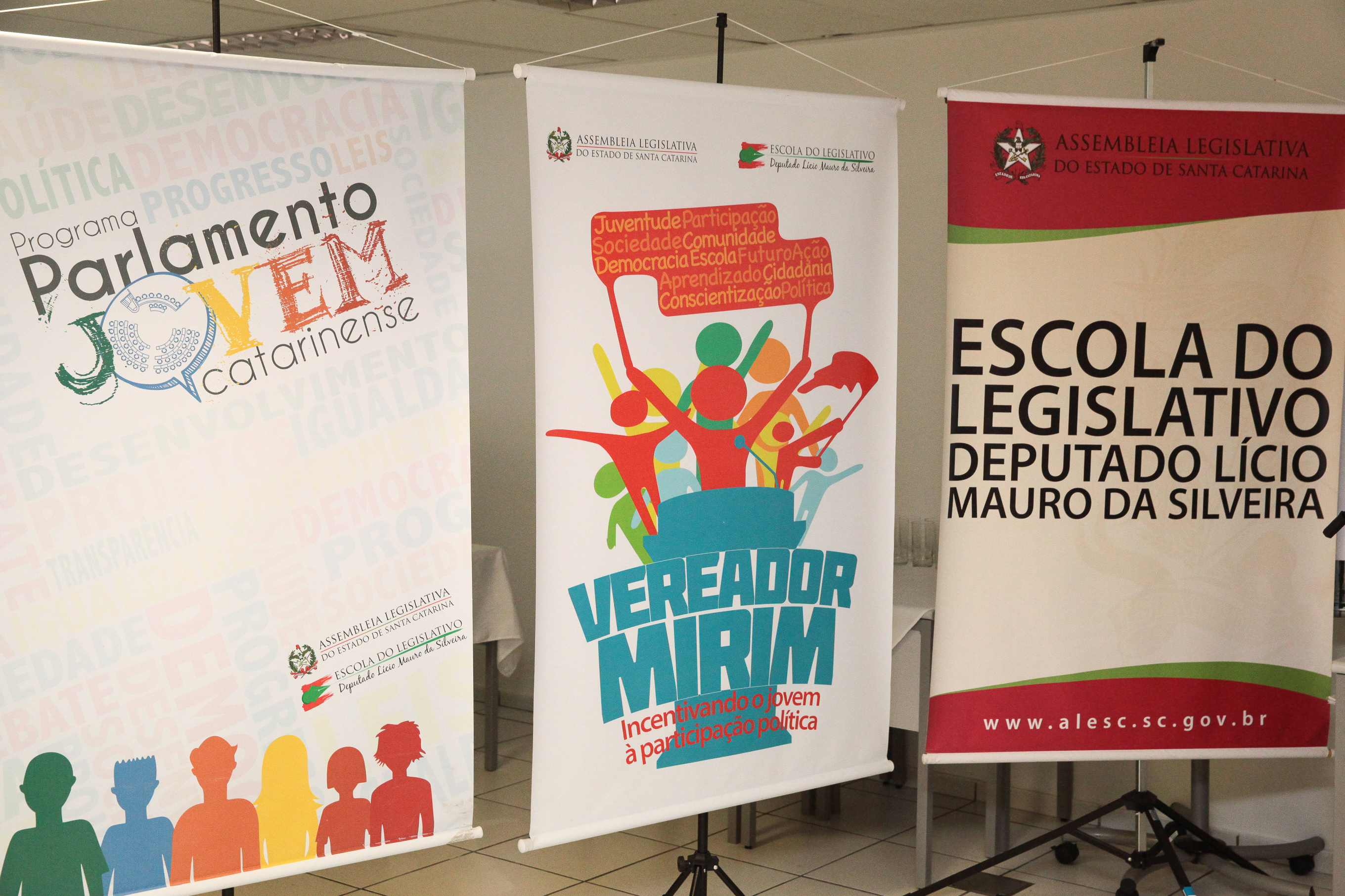 Escola do Legislativo promove encontro com representantes das Câmaras Legislativas.