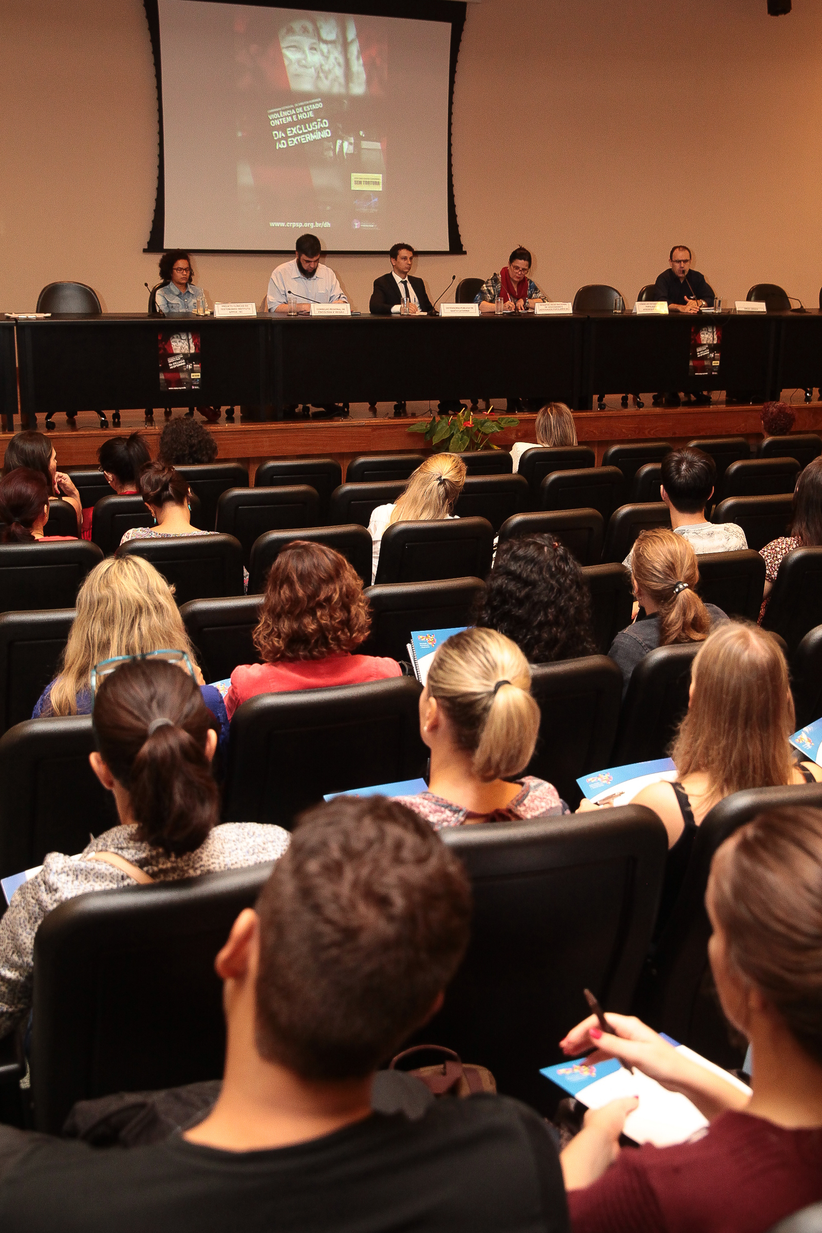 Seminário Violência de Estado ontem e hoje: da exclusão ao extermínio.