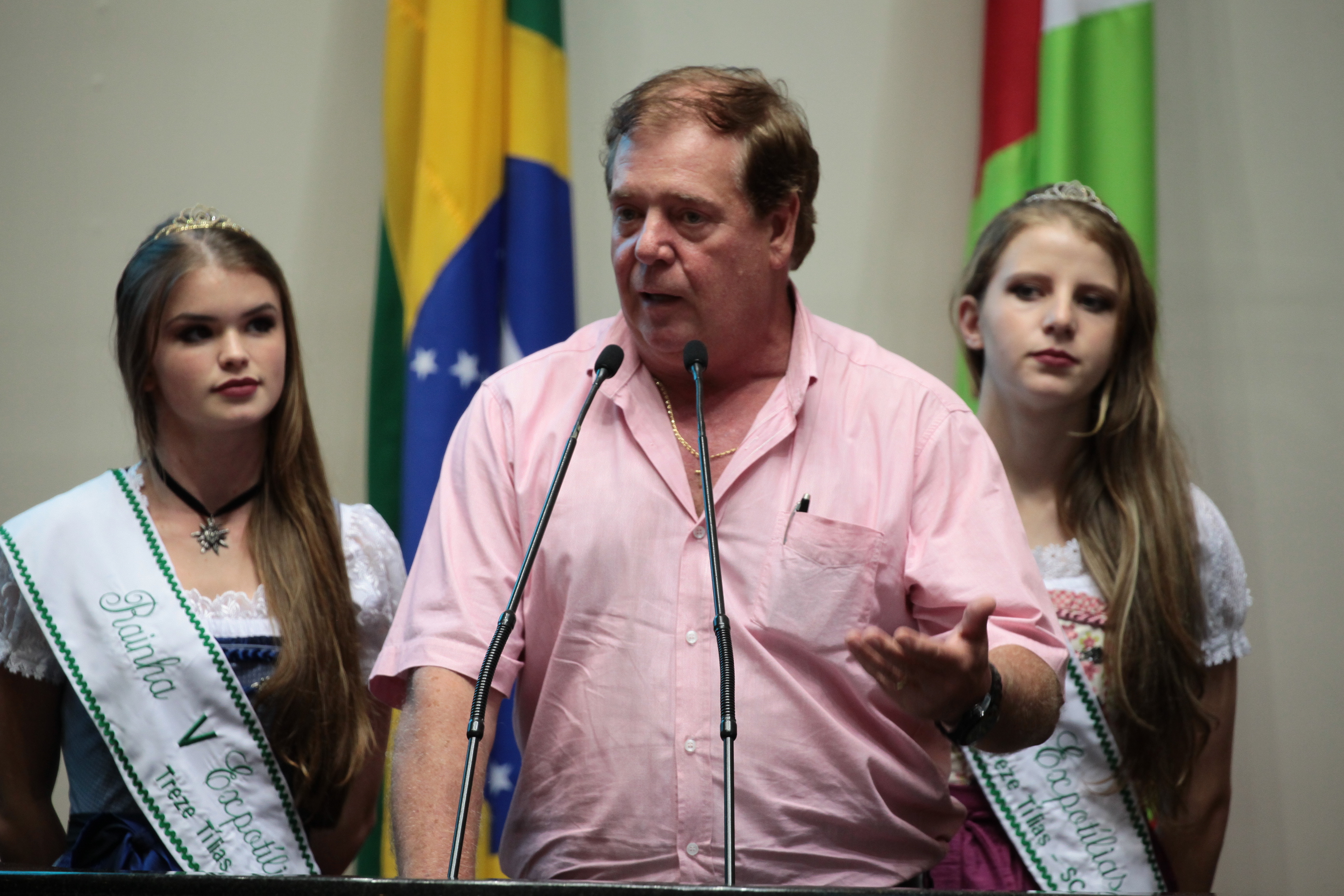 Lançamento da Expotílias em Treza Tílias.