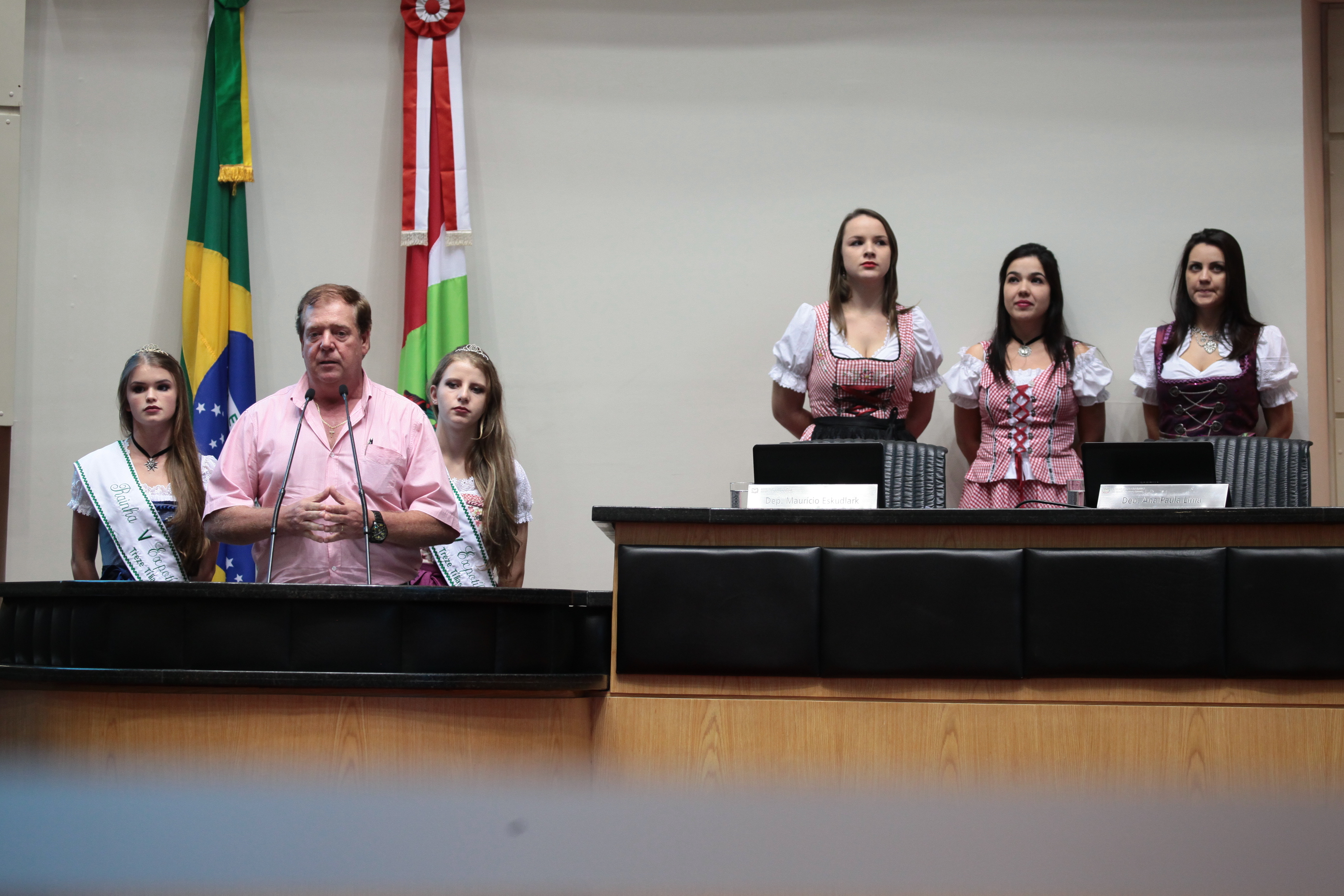 Lançamento da Expotílias em Treza Tílias.