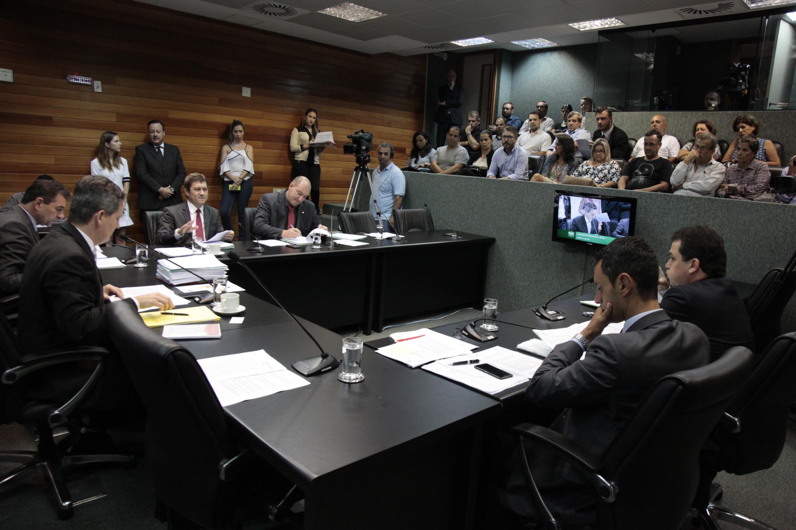 Comissão de Constituição e Justiça