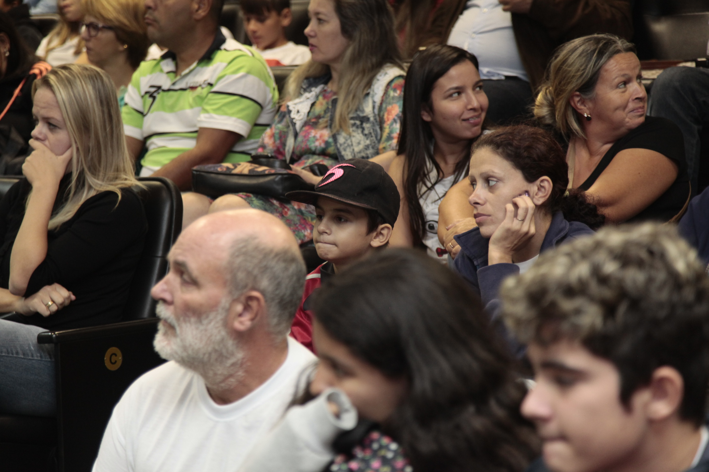 Audiência Pública - Situação das Escolas de Balneário Gaivotas e Sombrio.