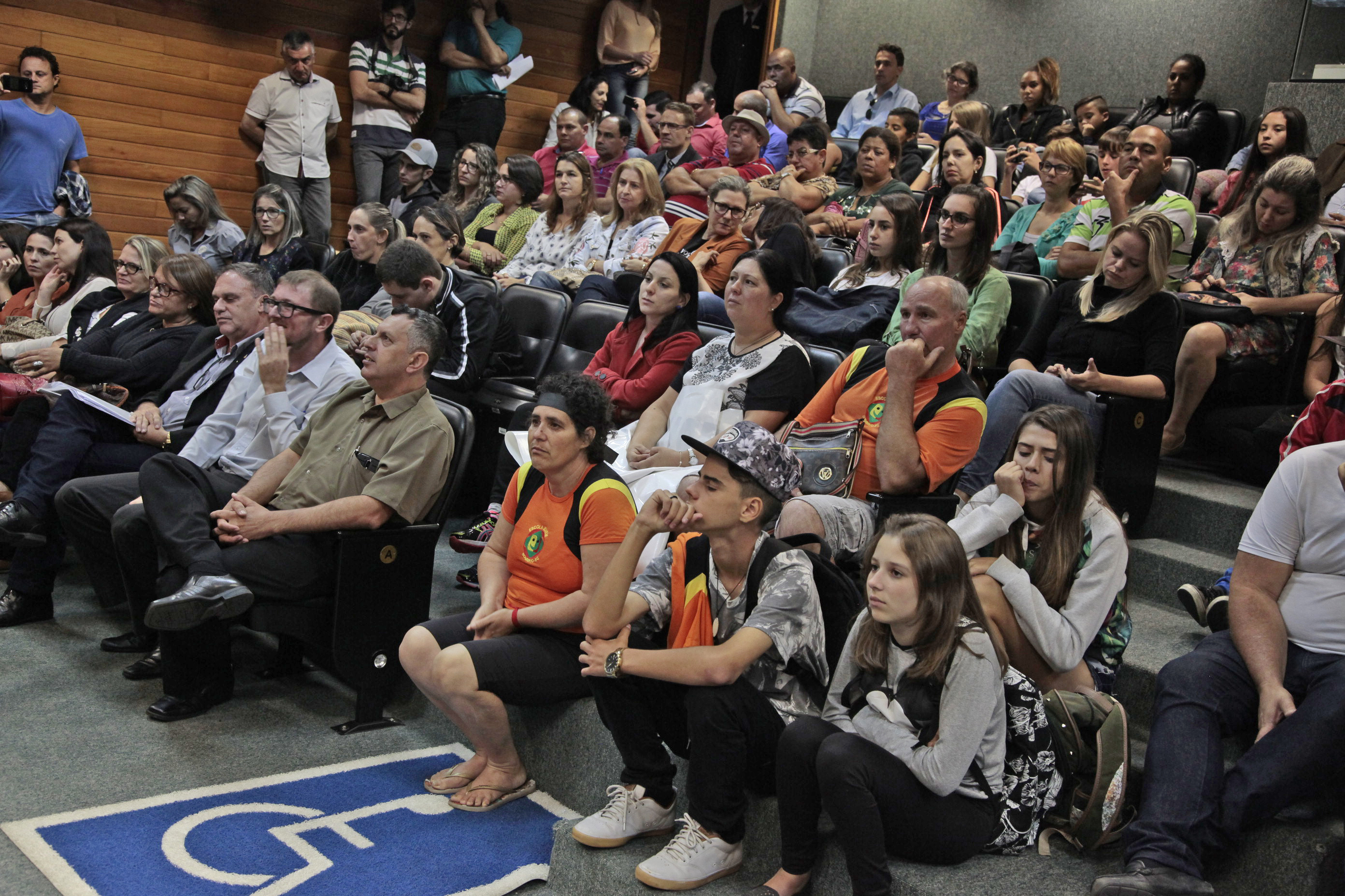 Audiência Pública - Situação das Escolas de Balneário Gaivotas e Sombrio.