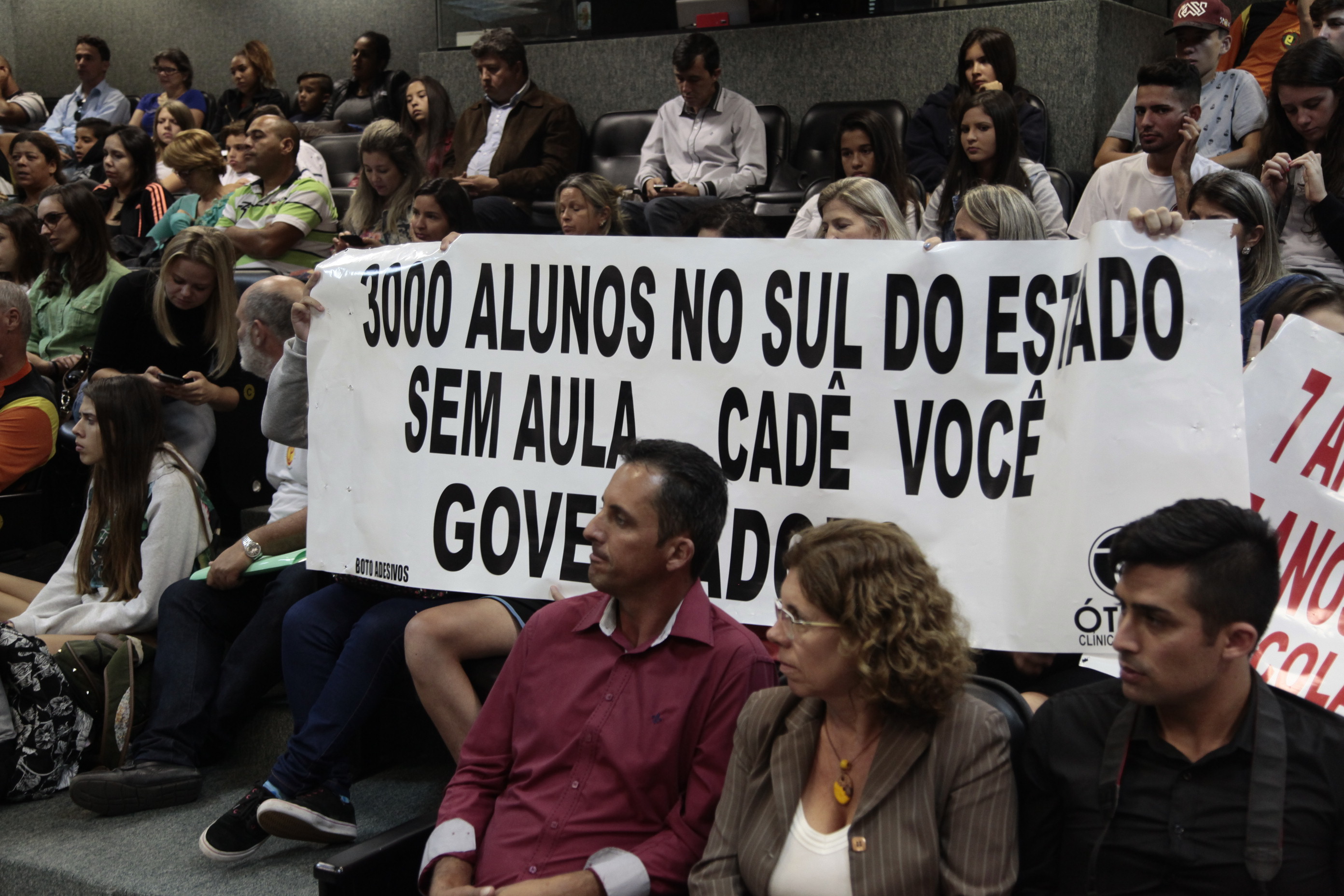 Audiência Pública - Situação das Escolas de Balneário Gaivotas e Sombrio.