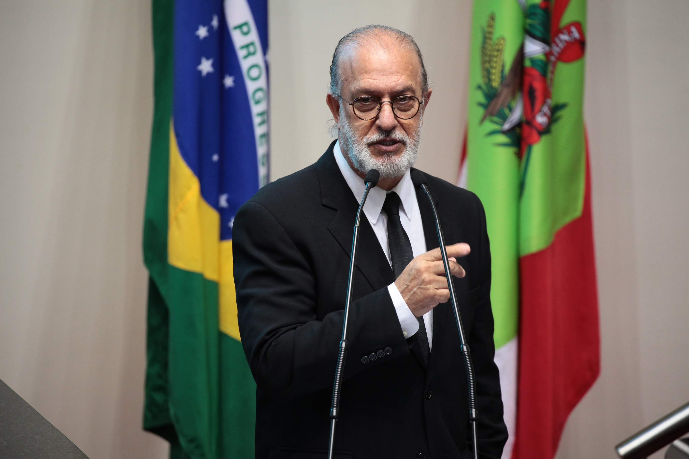 Sessão Ordinária. Deputado Nilson Gonçalves