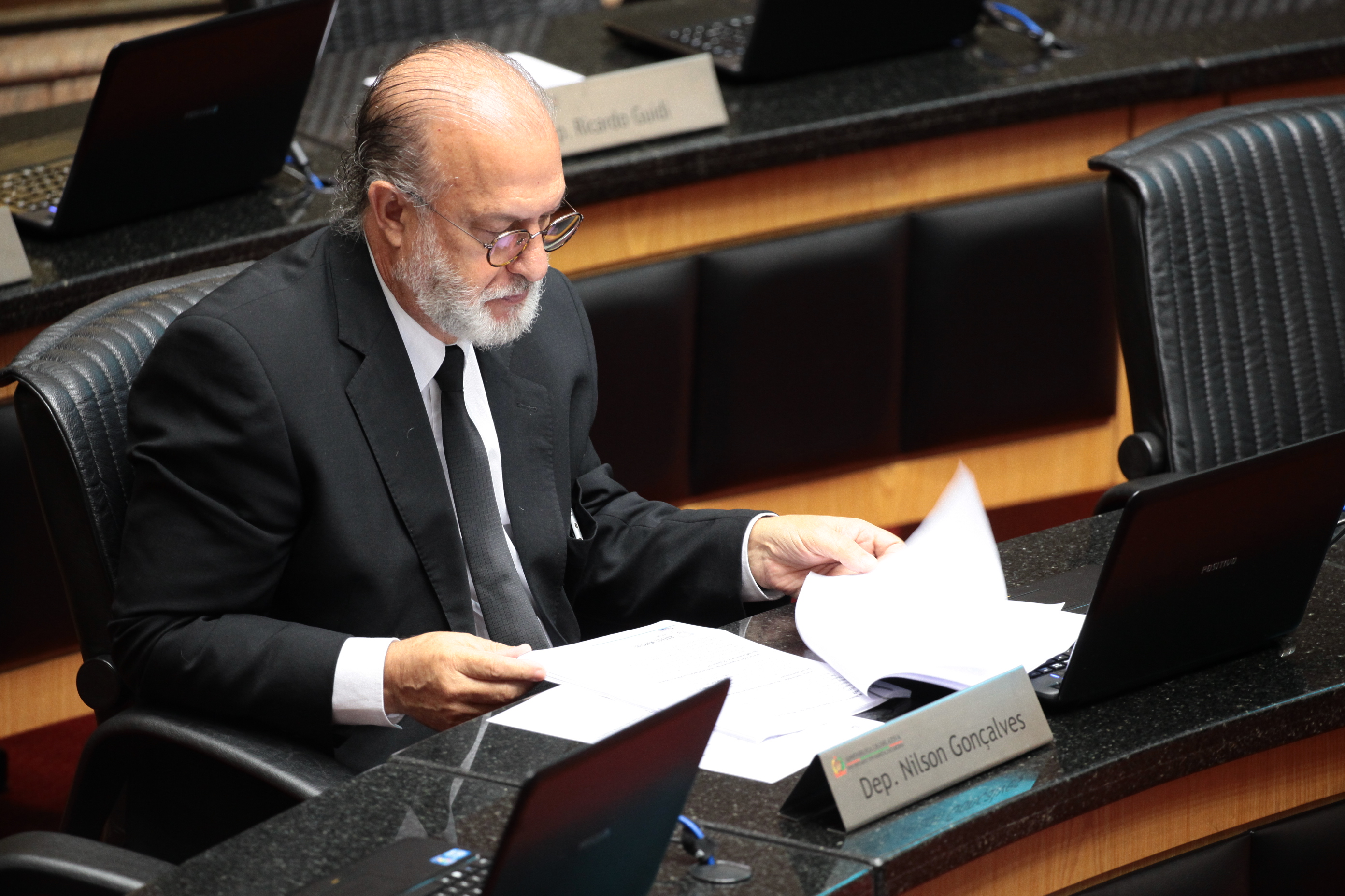 Sessão Ordinária. Deputado Nilson Gonçalves
