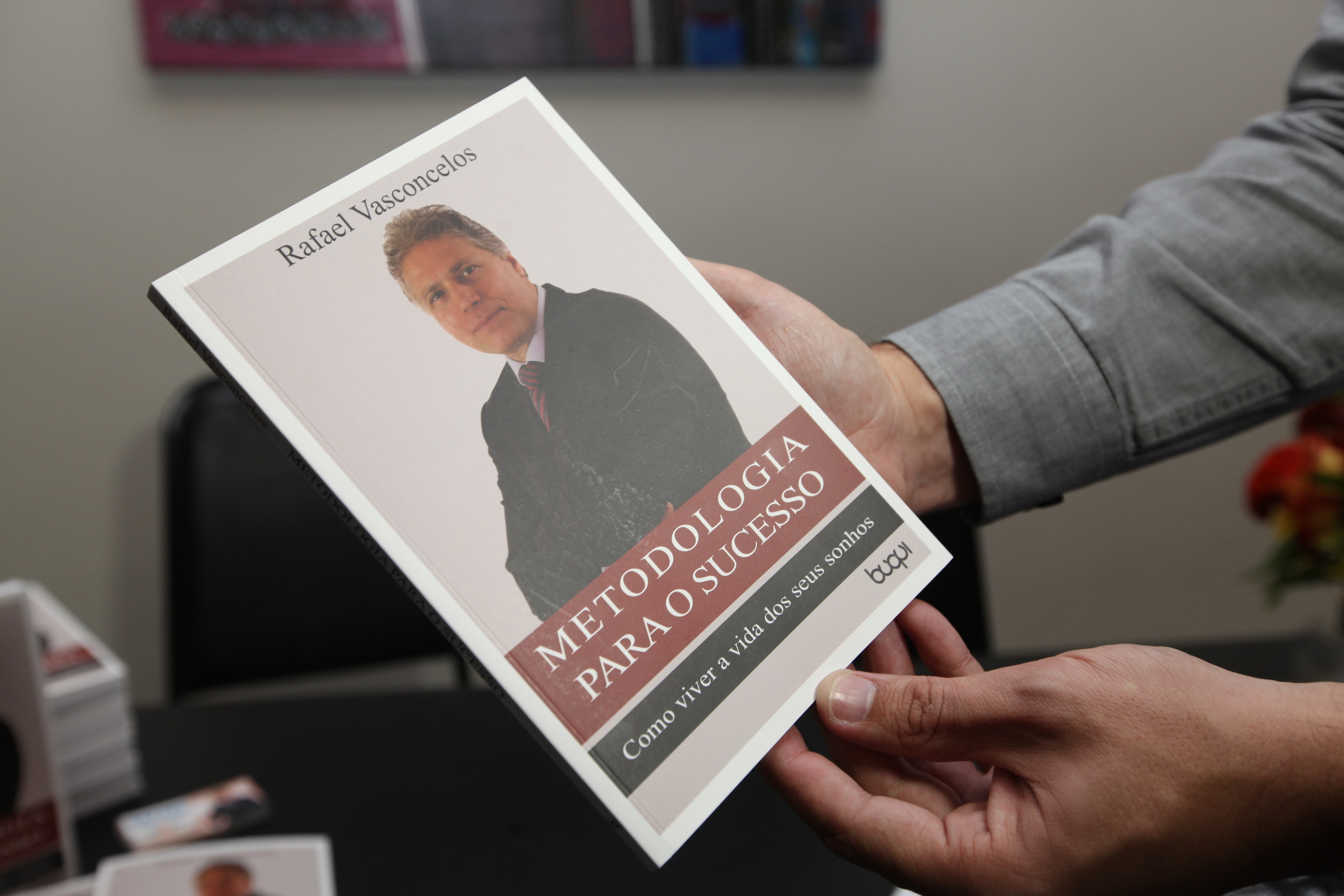Lançamento Literário Metodologia para o Sucesso como viver a vida dos seus sonhos.