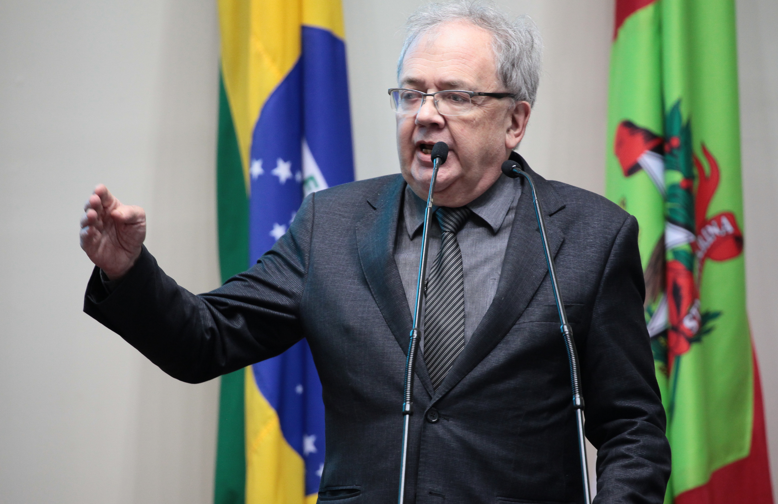 Sessão Ordinária. Deputado Fernando Coruja (PMDB)