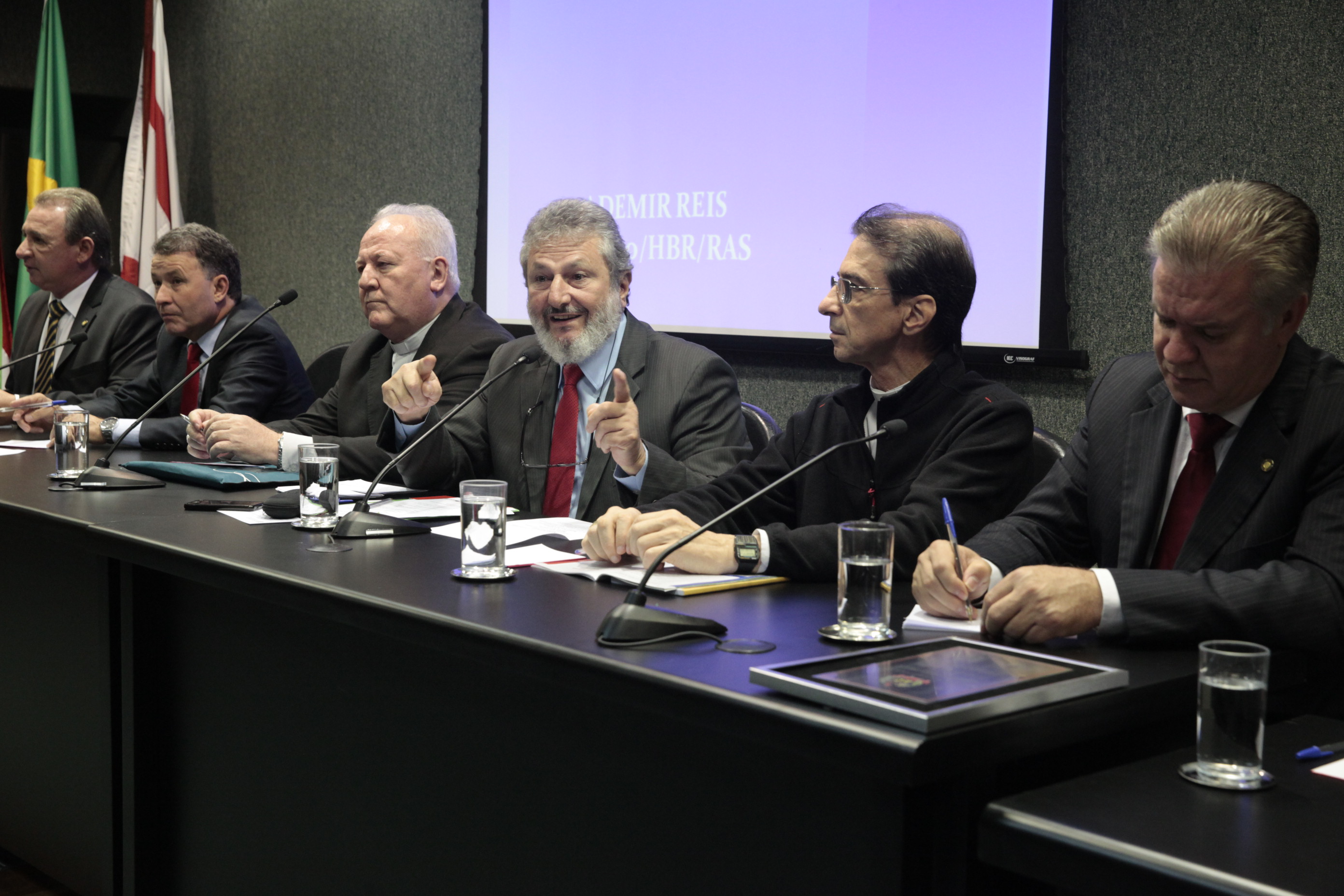 Comissão de Turismo e Meio Ambiente Promove Audiência Pública.