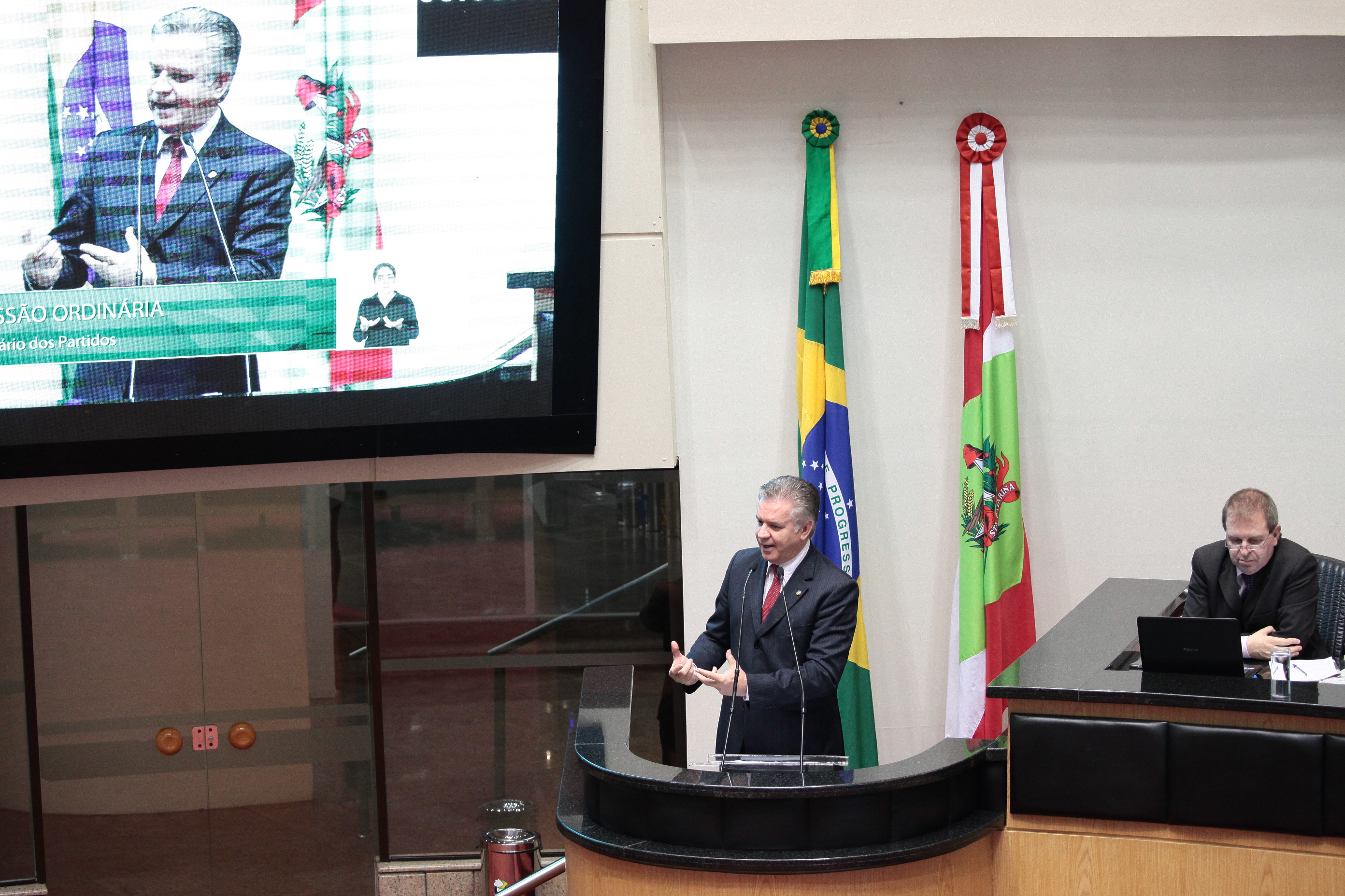 Deputado Cesar Valduga (PCdoB). Sessão Ordinária.