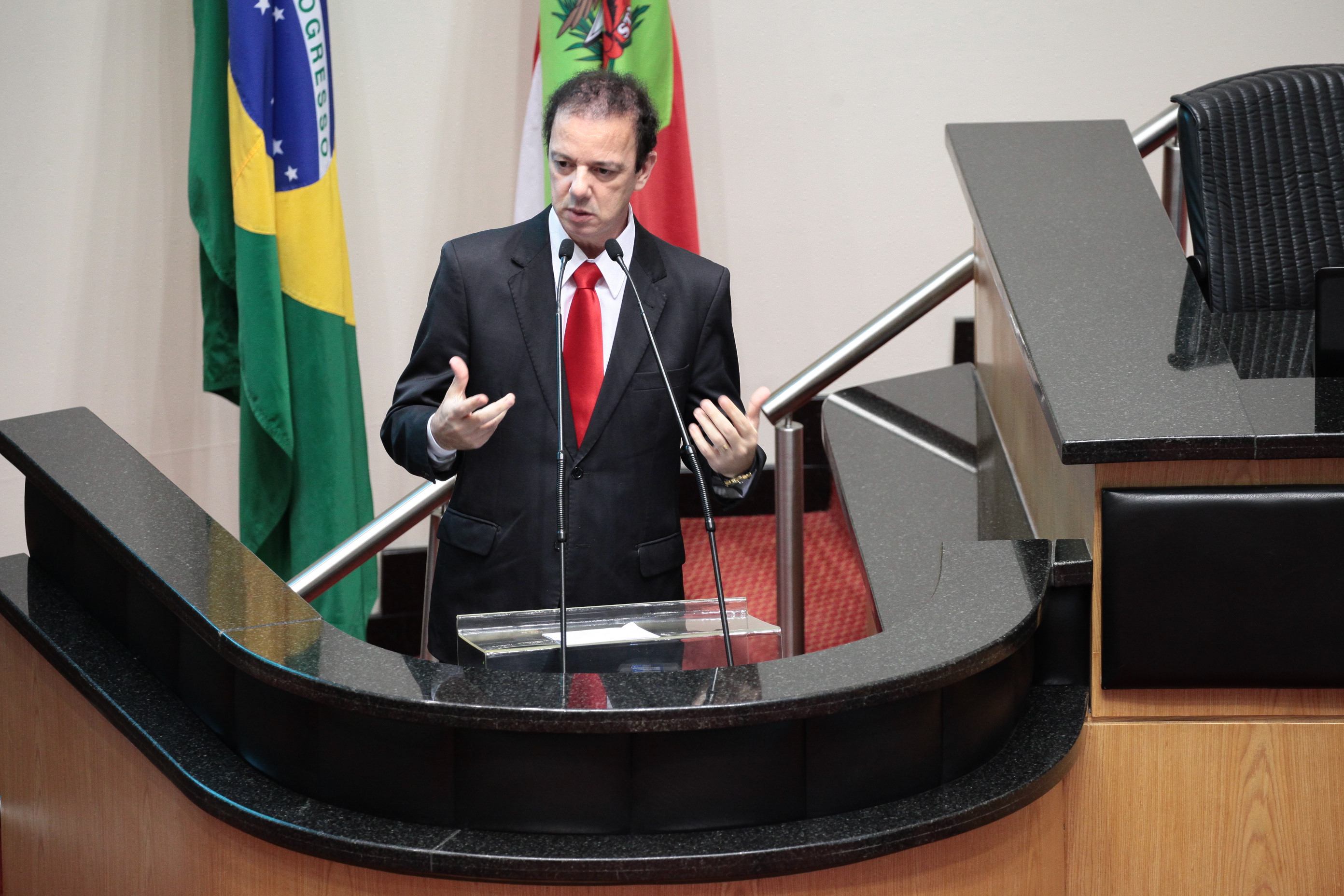 Deputado Ismael dos Santos (PSD). Sessão Ordinária.
