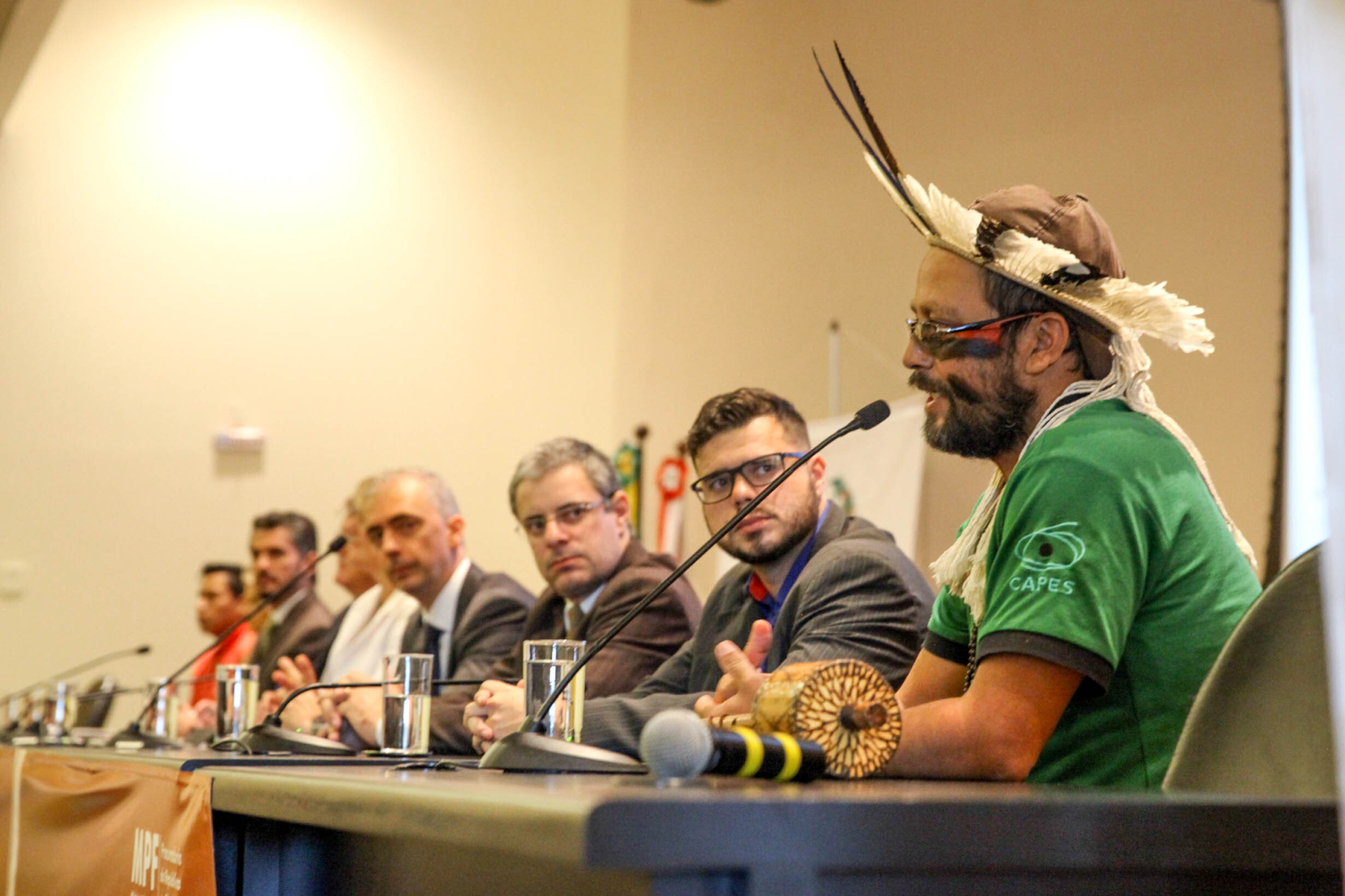 Seminário discute carreira específica para professores indígenas no Estado