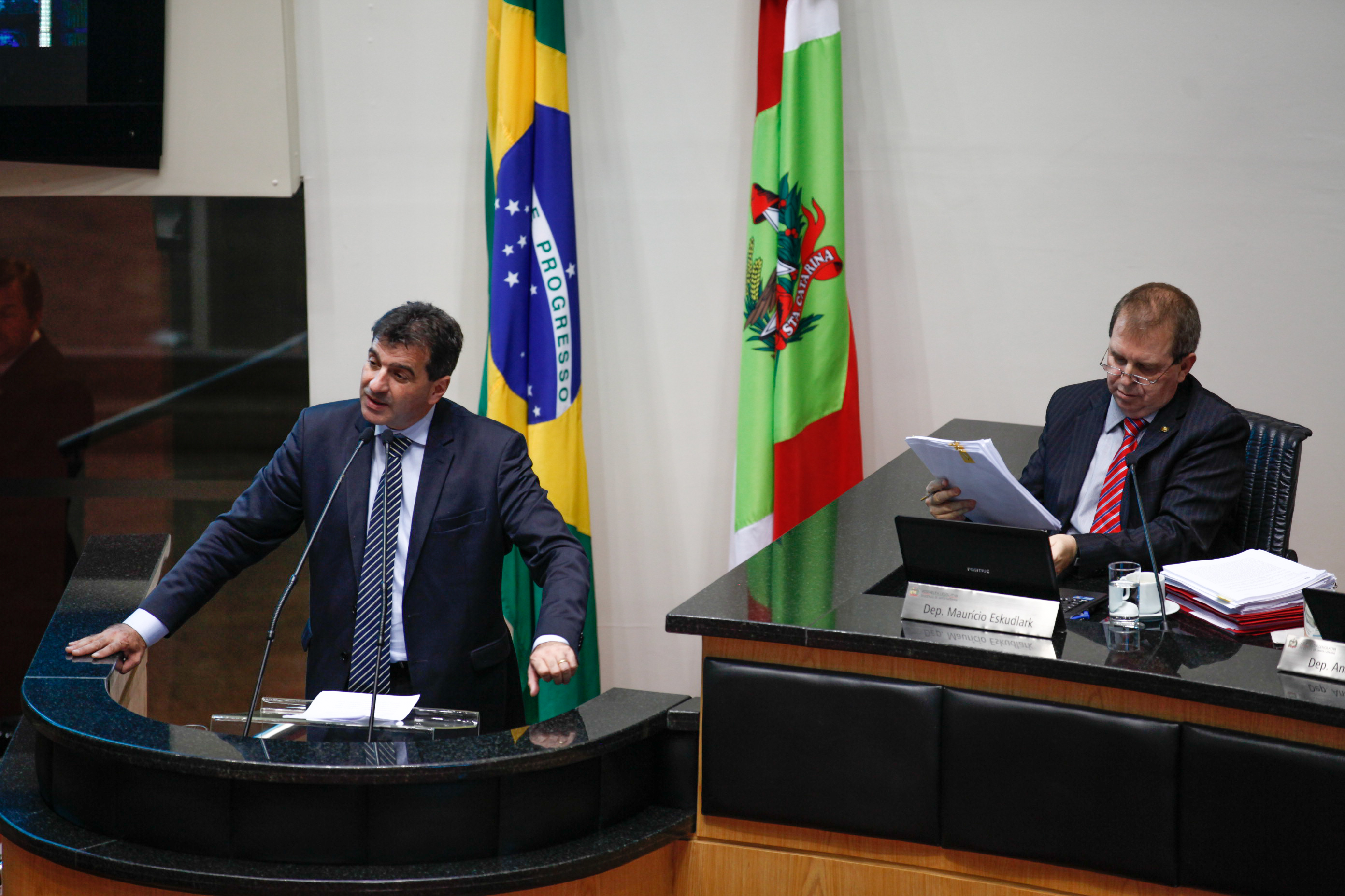 Deputado Valdir Cobalchini (PMDB) - Sessão Ordinária. Foto: Karina Ferreira