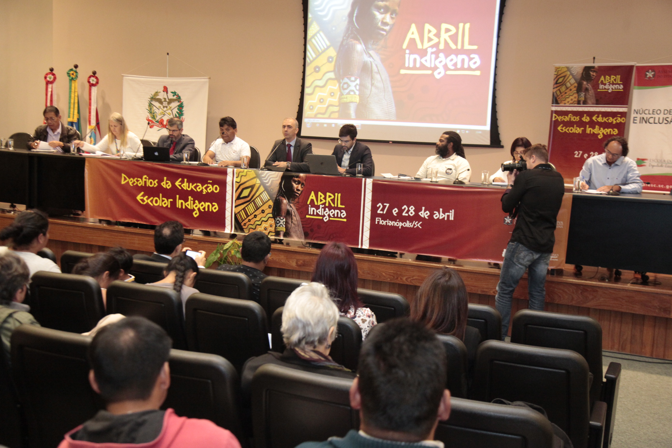 Seminário Regional: Desafios da Educação Escolar Indígena.