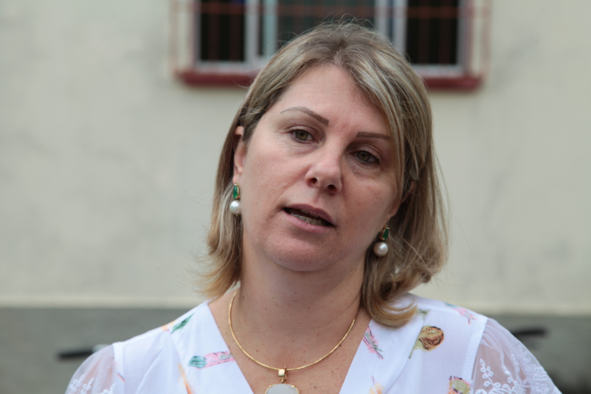 Luciana Costa Martinelli, diretora da Escola de Educação Básica de Araranguá.