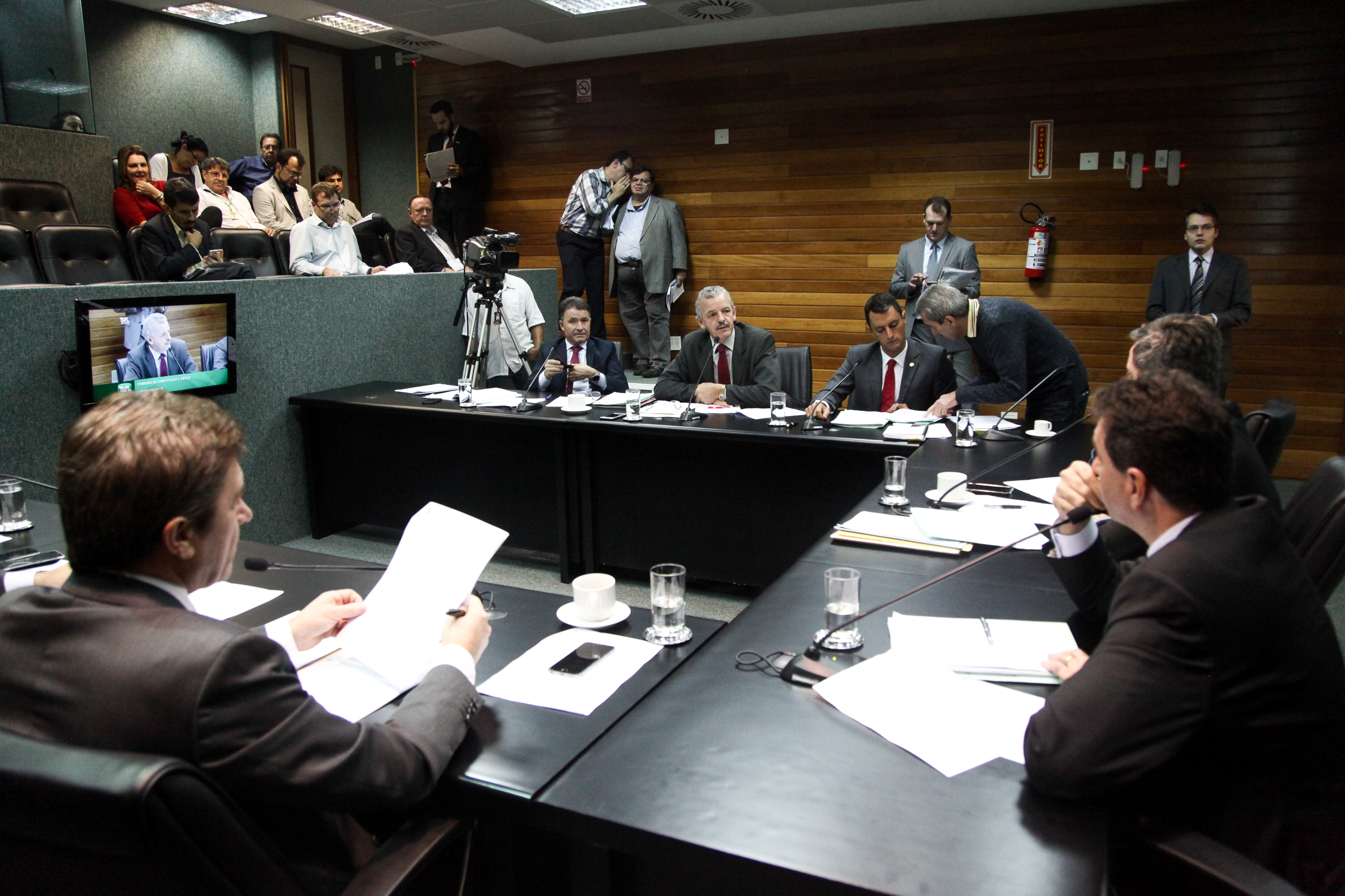 Comissão de Constituição e Justiça.