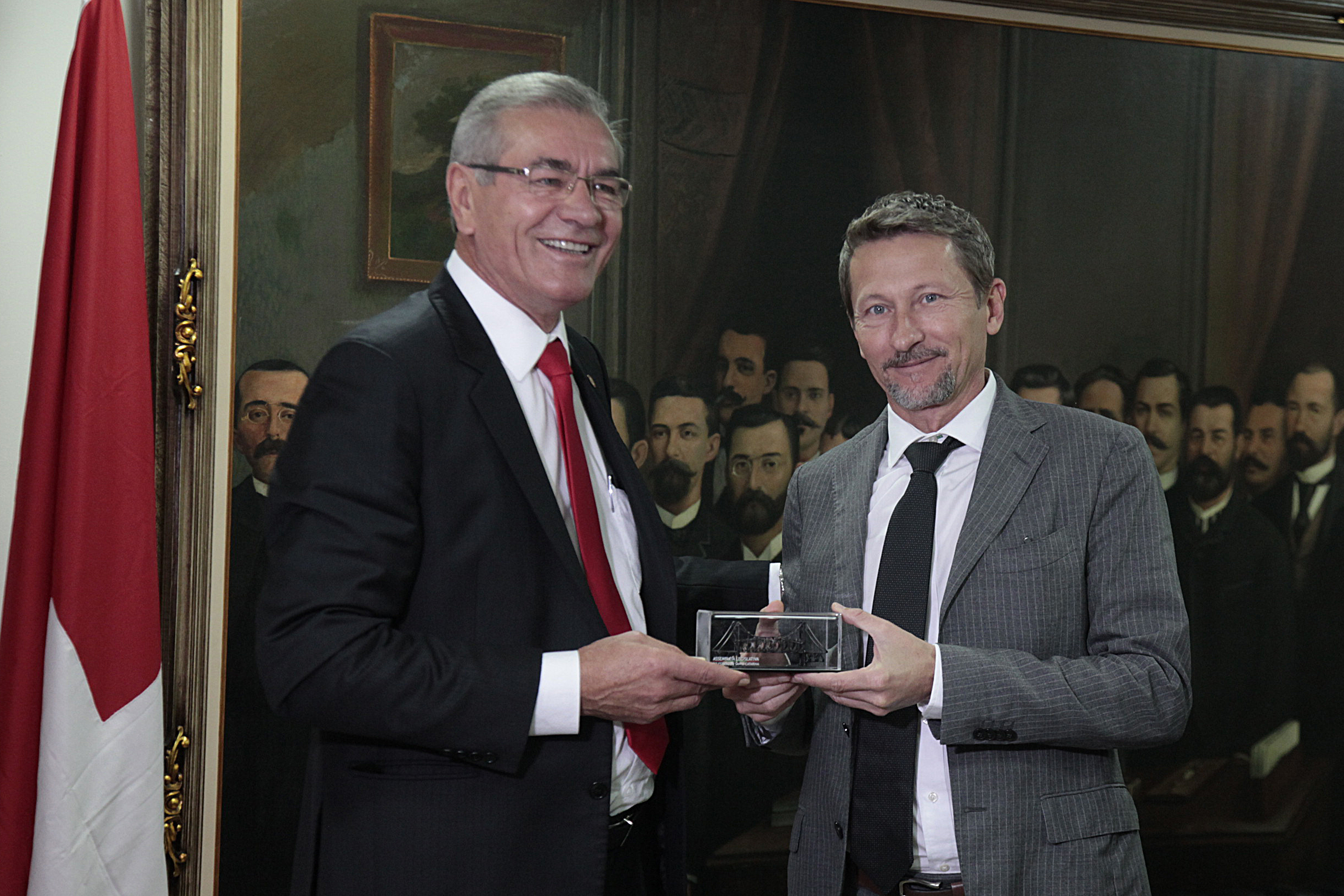 Presidente da Alesc Deputado Sílvio Dreveck recebe comitiva da Suíça.