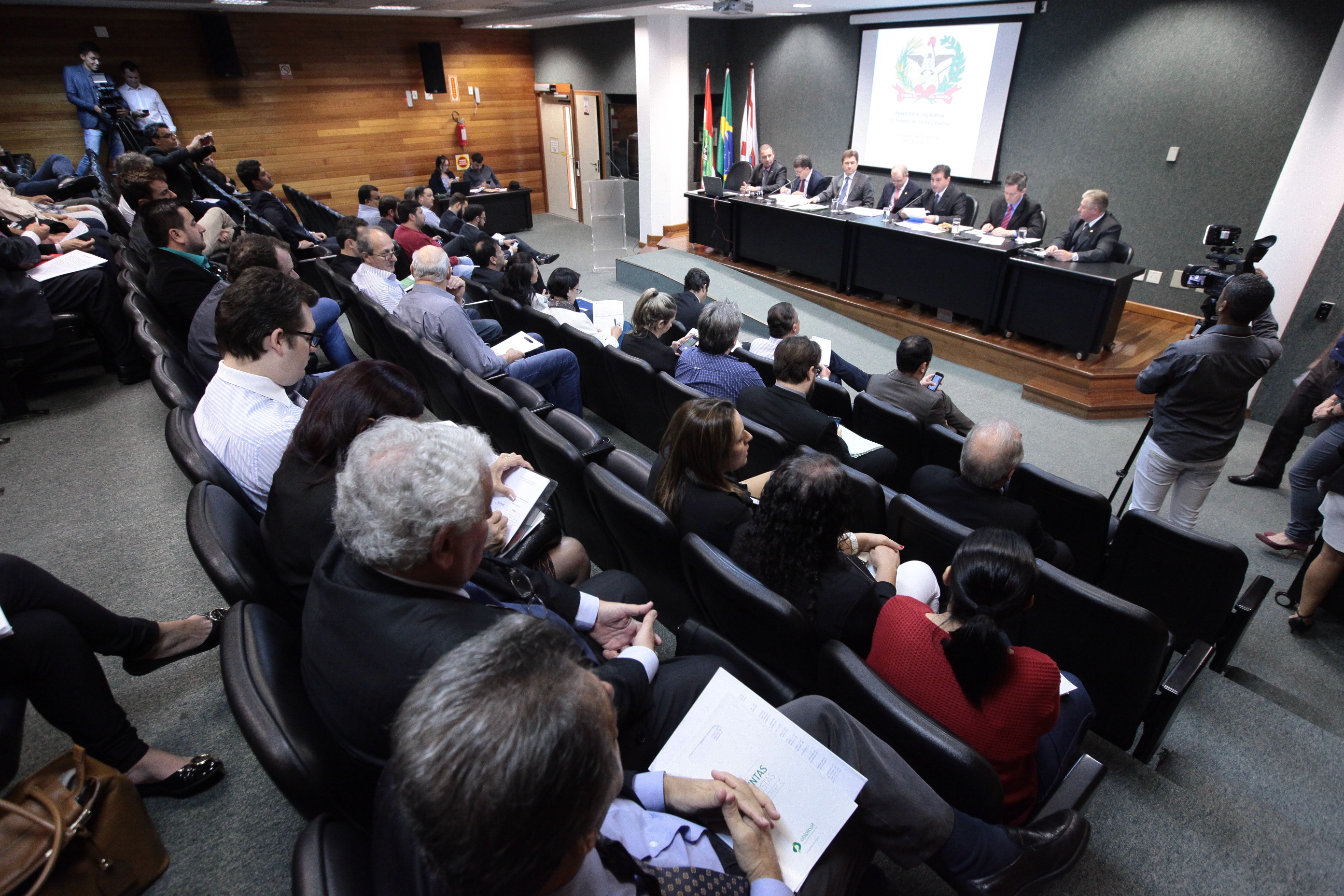 Audiência Pública - PL 0238 que Trata do Uso de Sacolas Plásticas.