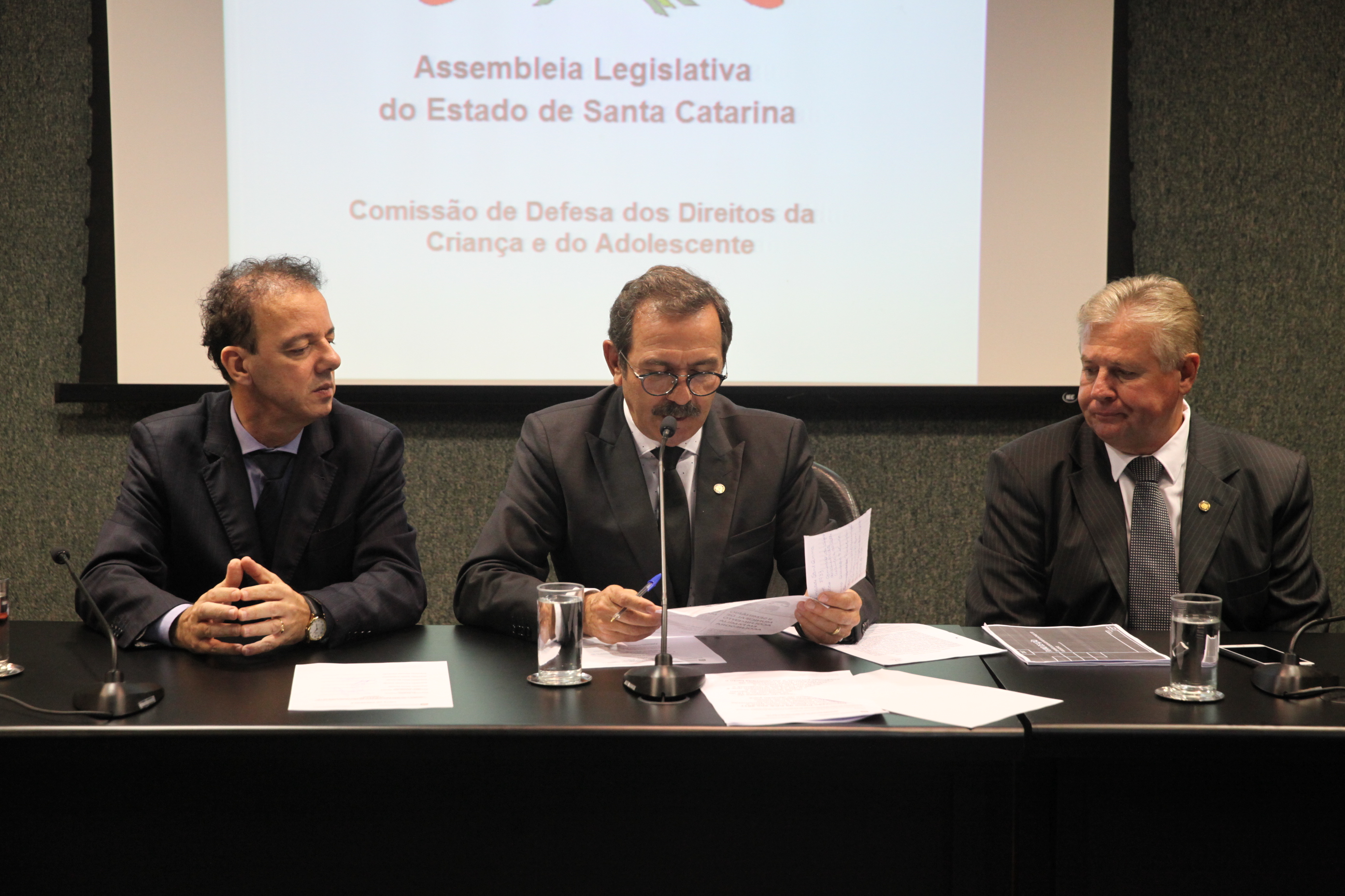 Reunião da Comissão de Defesa dos Direitos da Criança e do Adolescente.