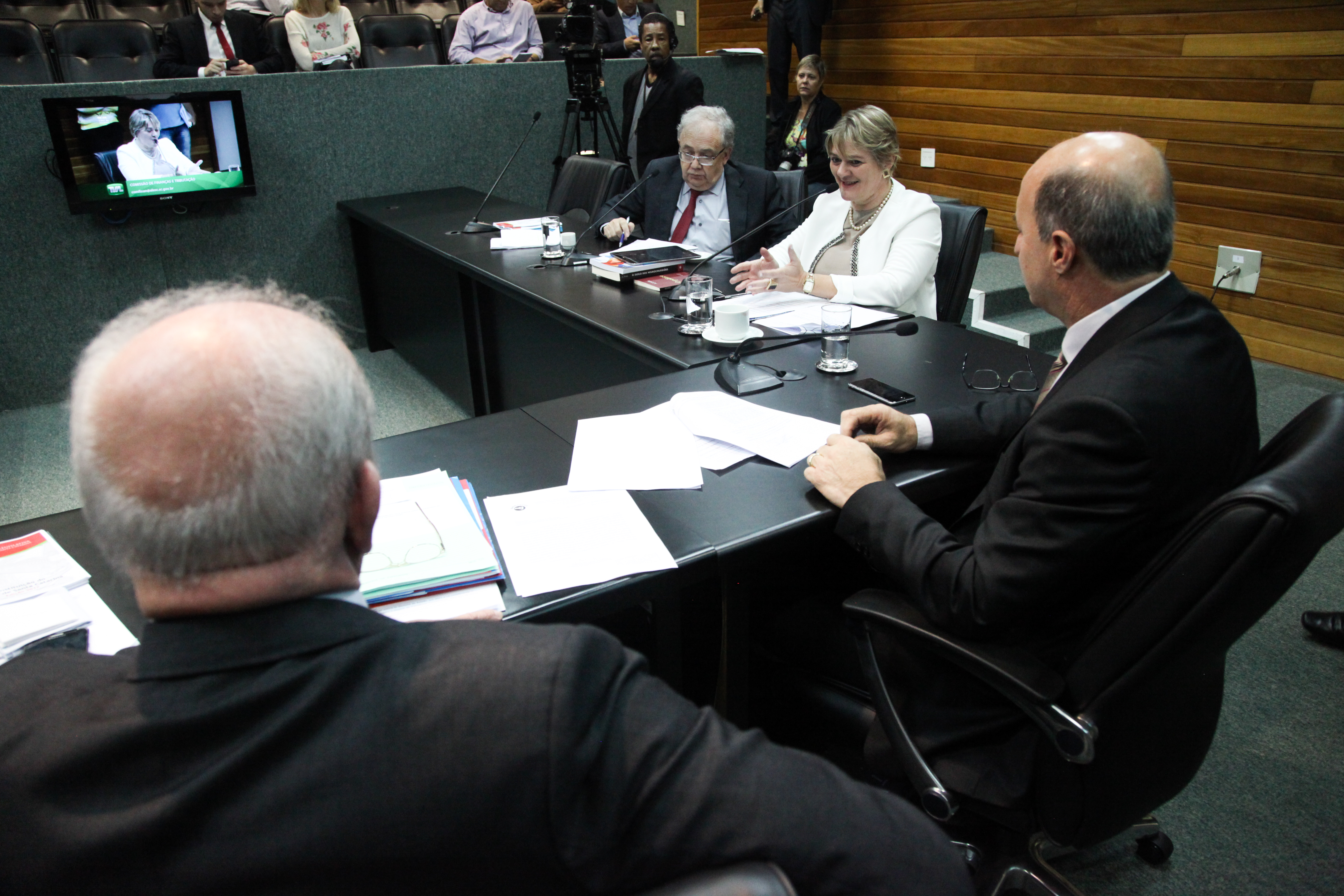 Comissão de Finanças e Tributação.