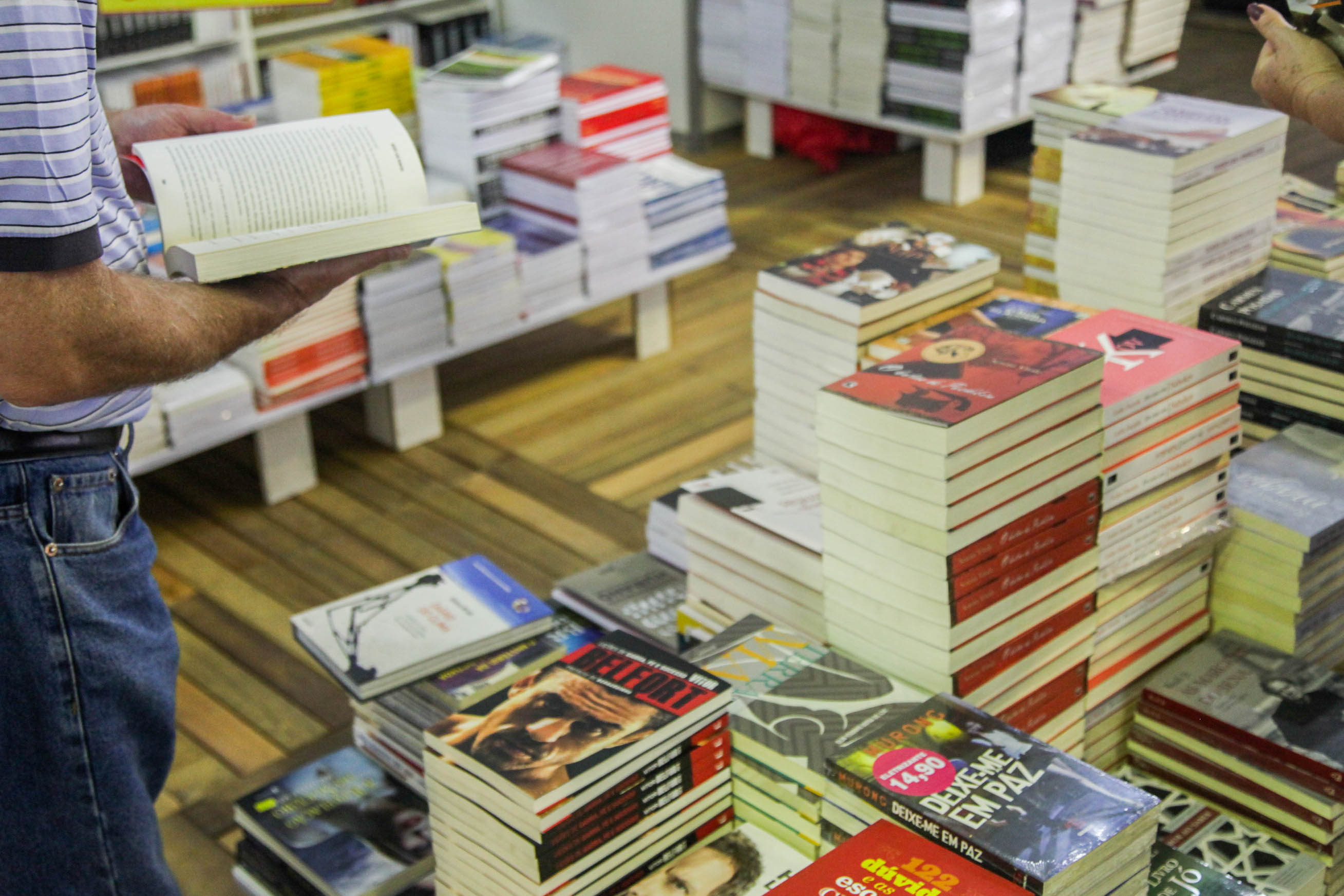10ª Feira Catarinense do Livro.