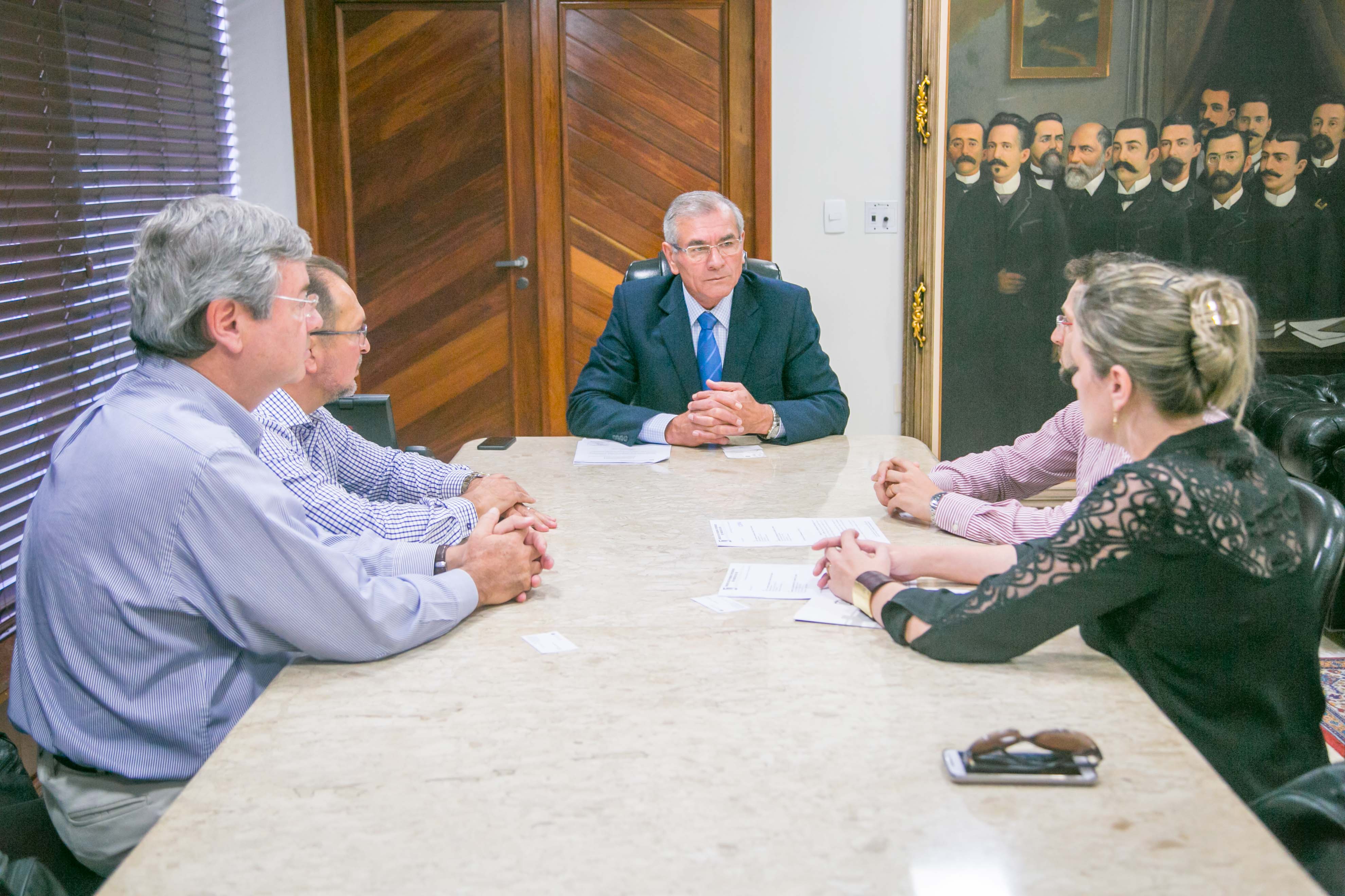 Presidente se reune com representantes do Porto de São Francisco do Sul
