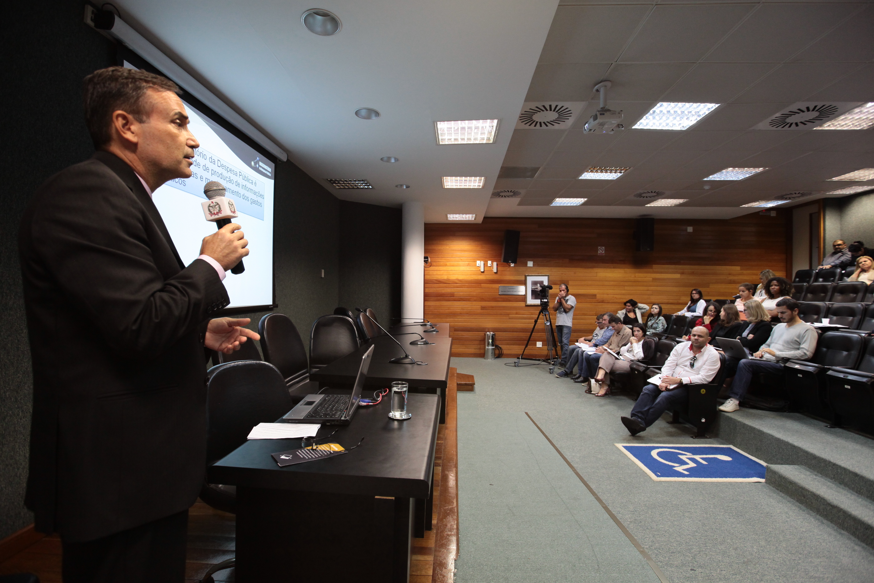 Workshop do Programa Qualifica Mandato de Excelência. André Dias.