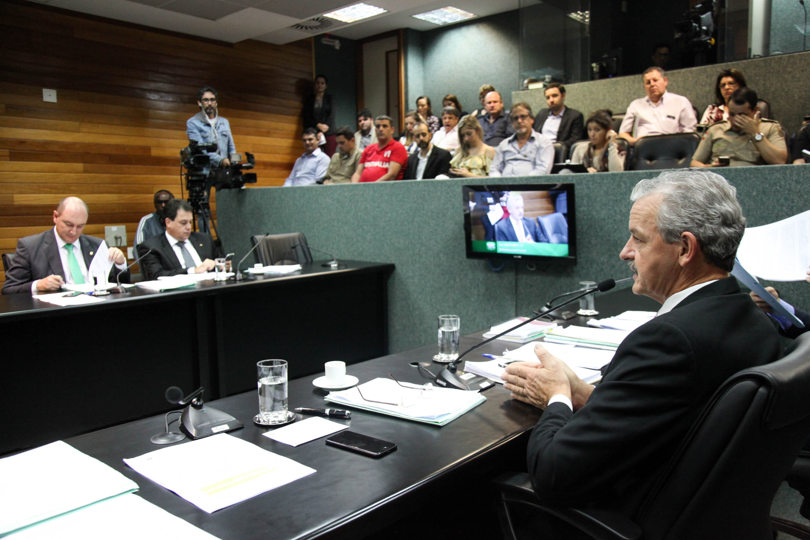 Comissão de Constituição e Justiça.