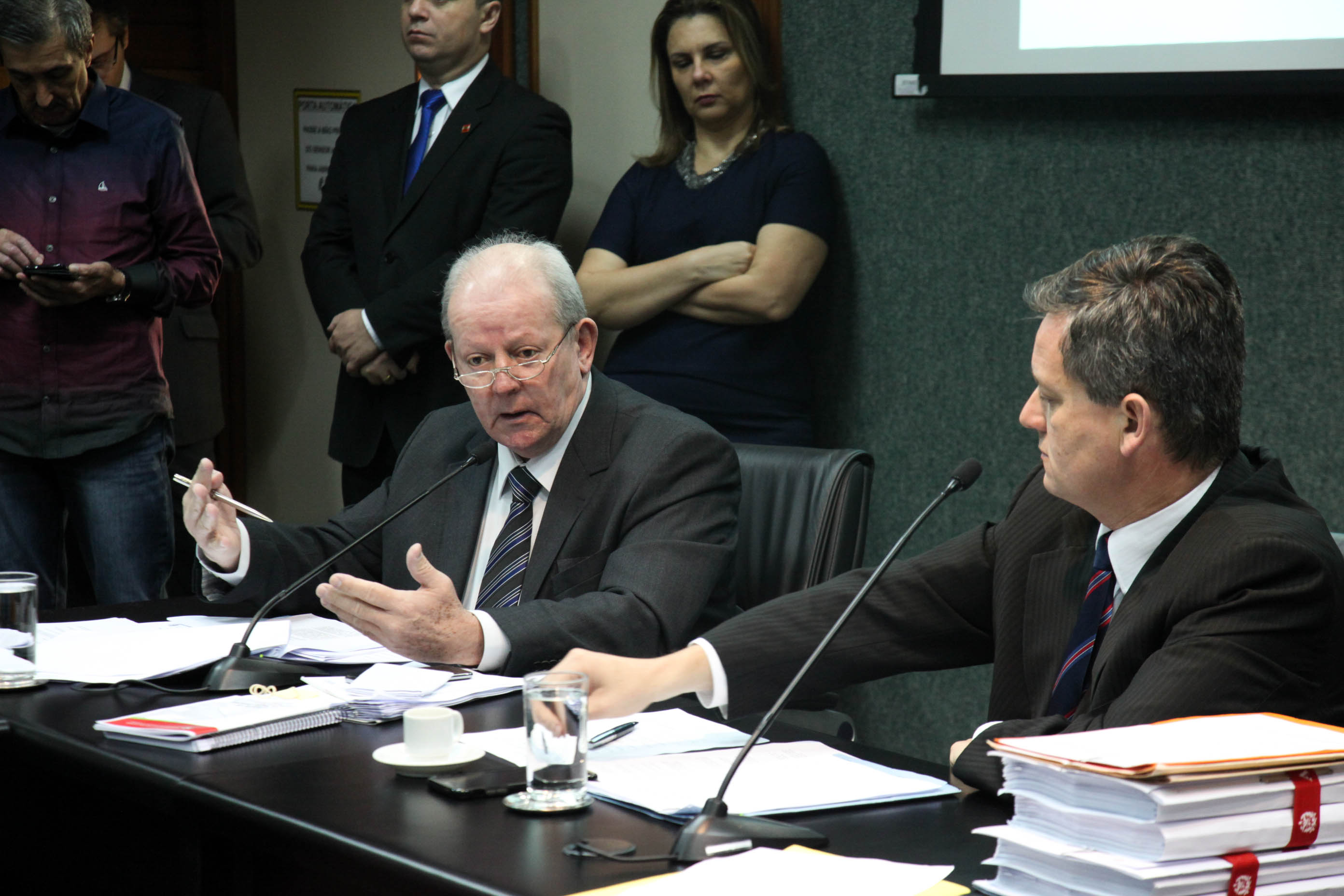 Comissão de Constituição e Justiça.