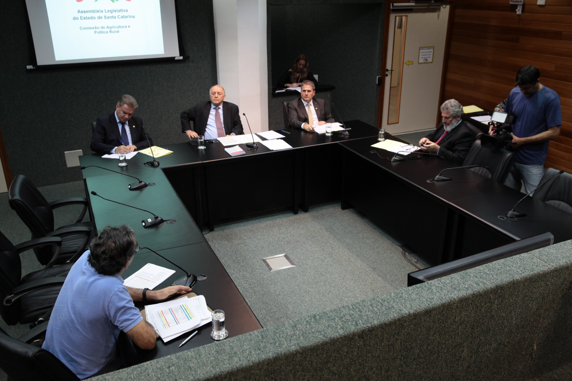 Comissão debate problemas para armazenagem da safra do milho