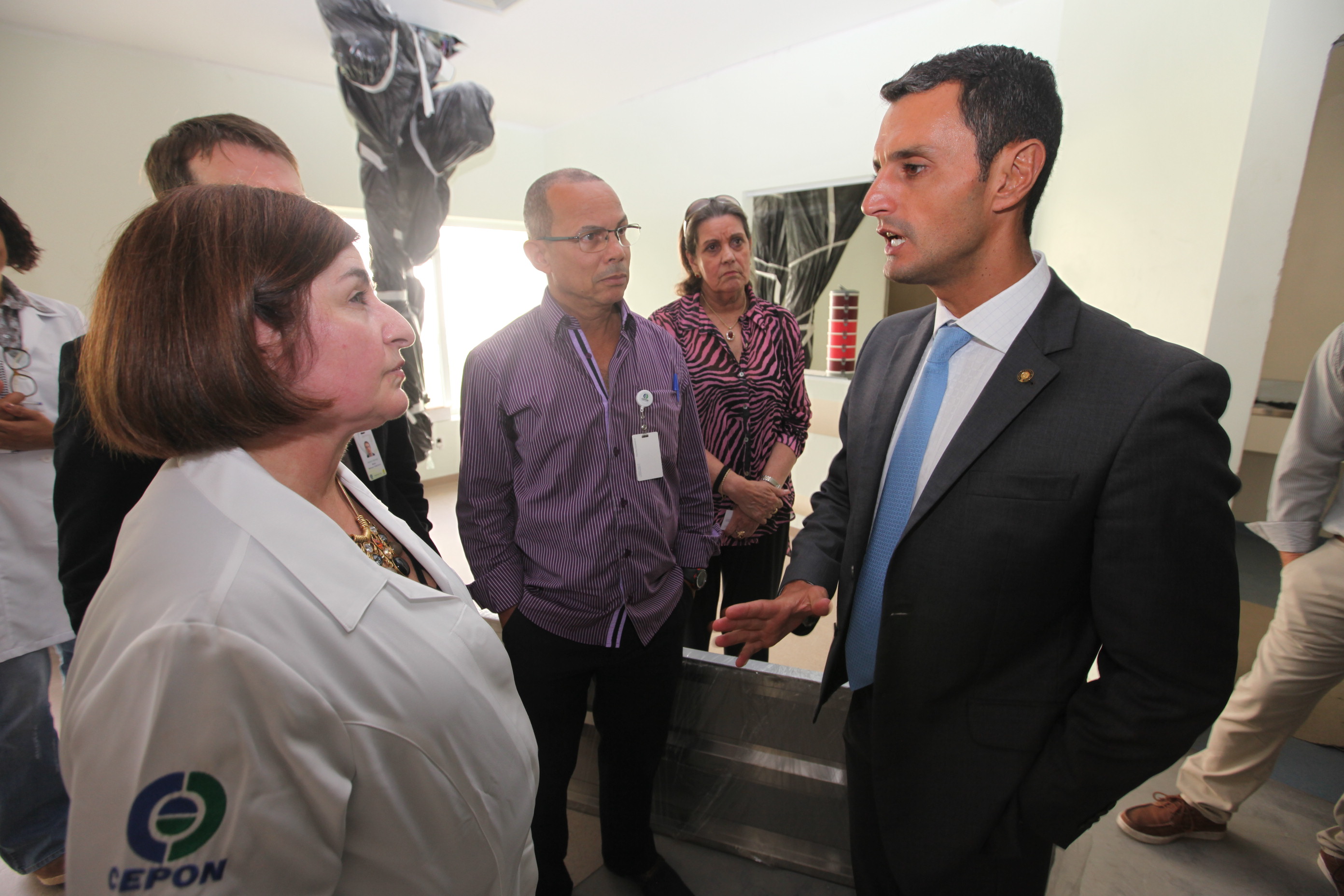 Deputados vistoriam obras no Cepon.