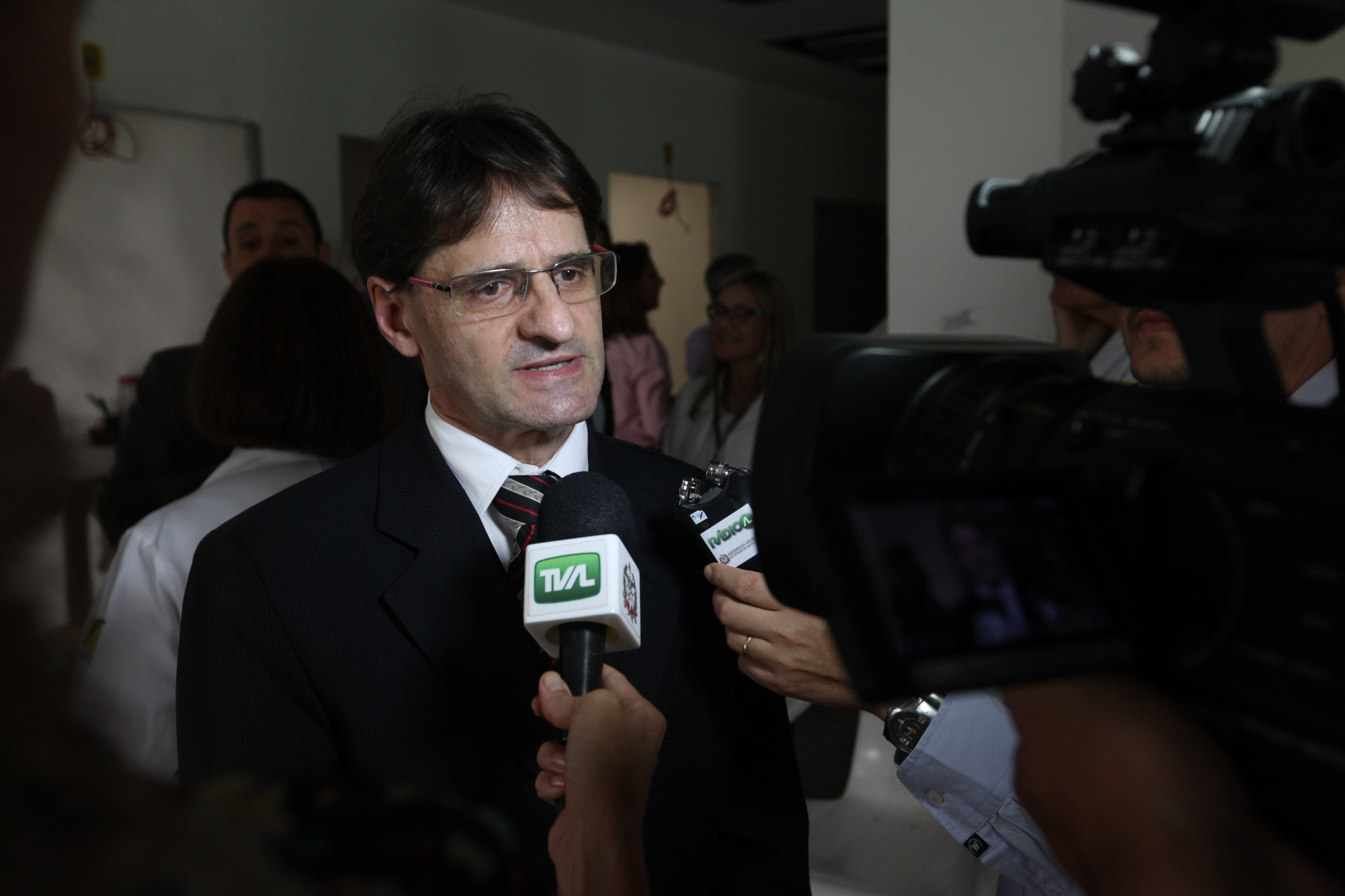 Deputados vistoriam obras no Cepon.